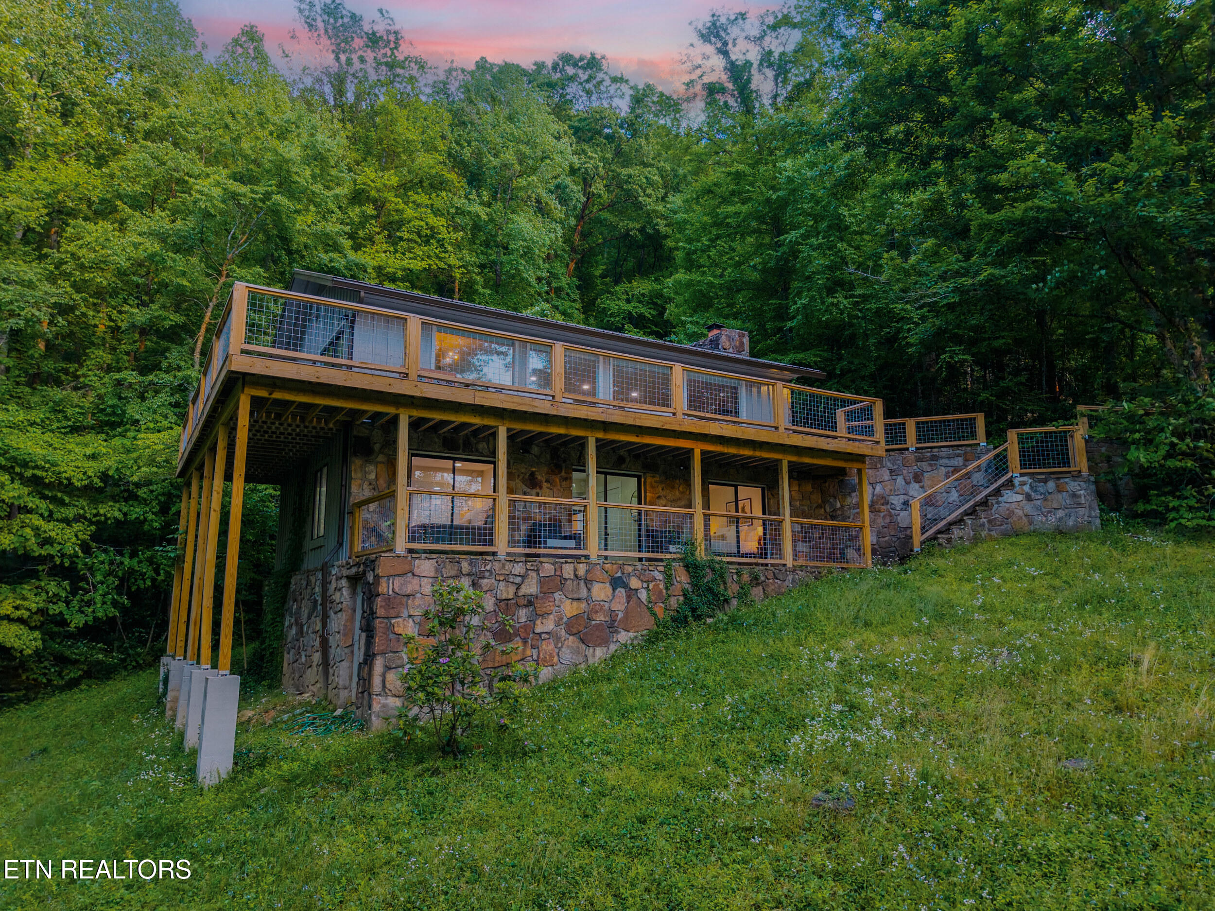 341 Lewis Clabo Road Gatlinburg TN 37738
