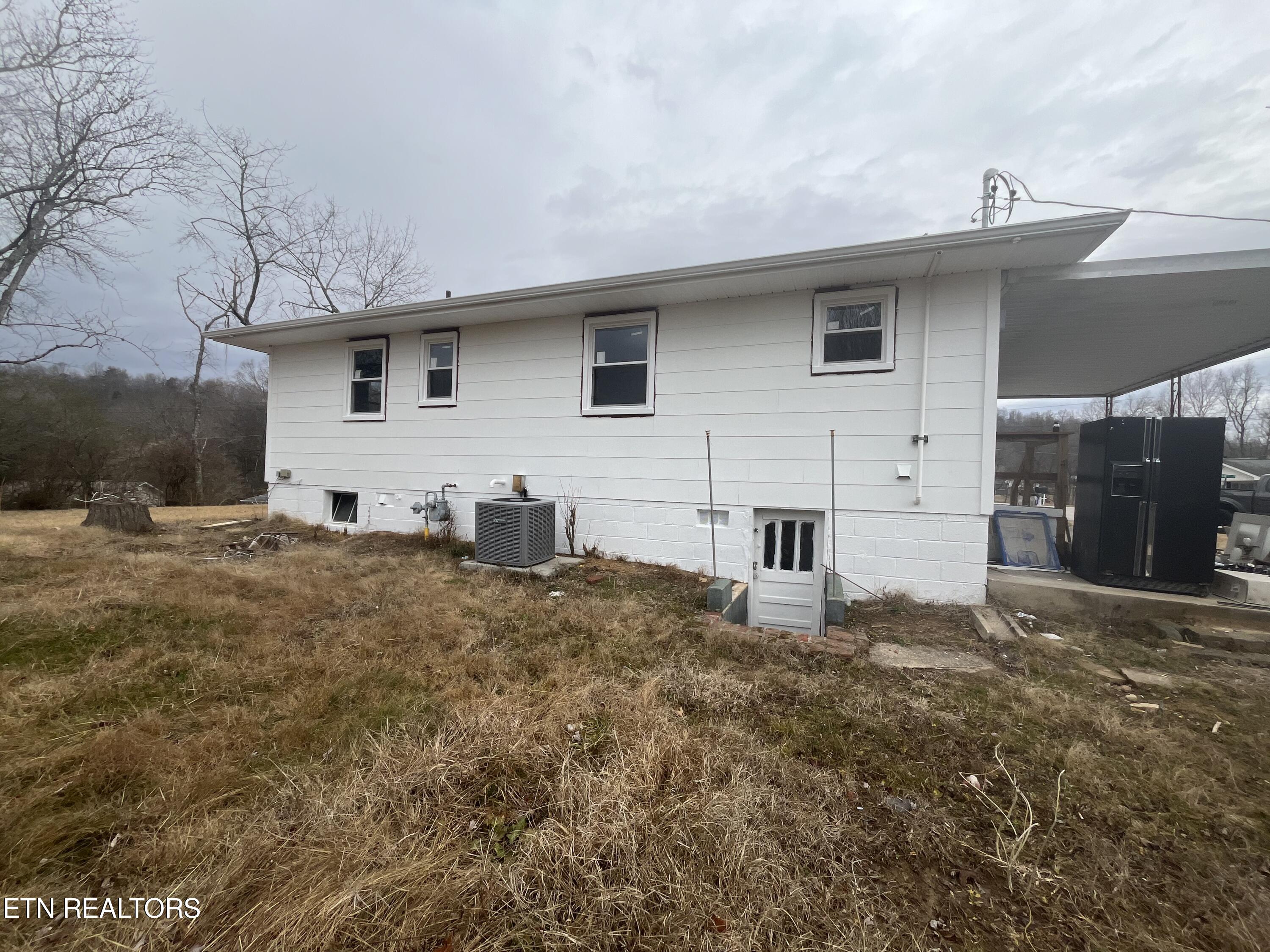 108 Spain Circle Harriman TN 37748