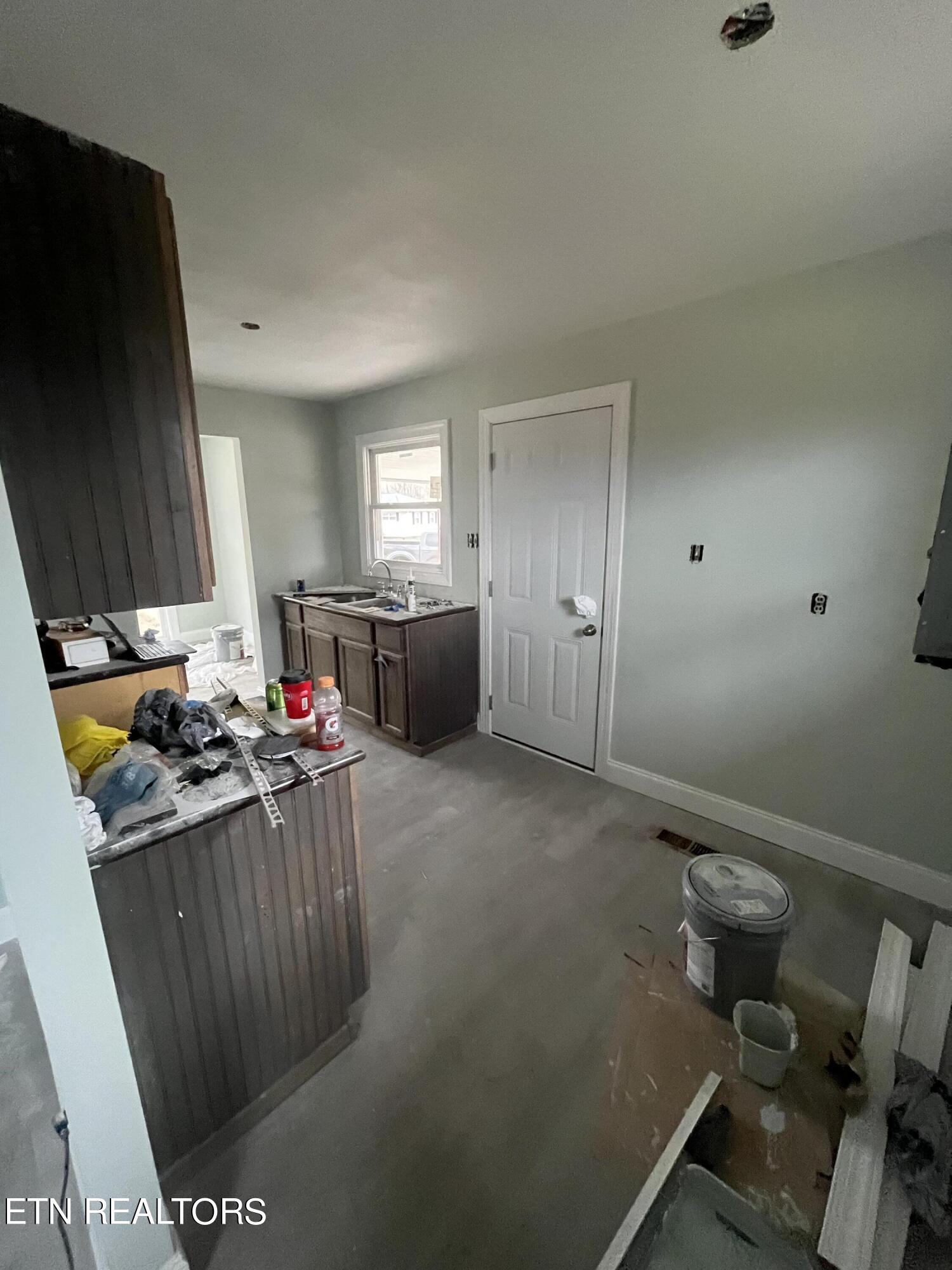 108 Spain Circle Harriman TN 37748