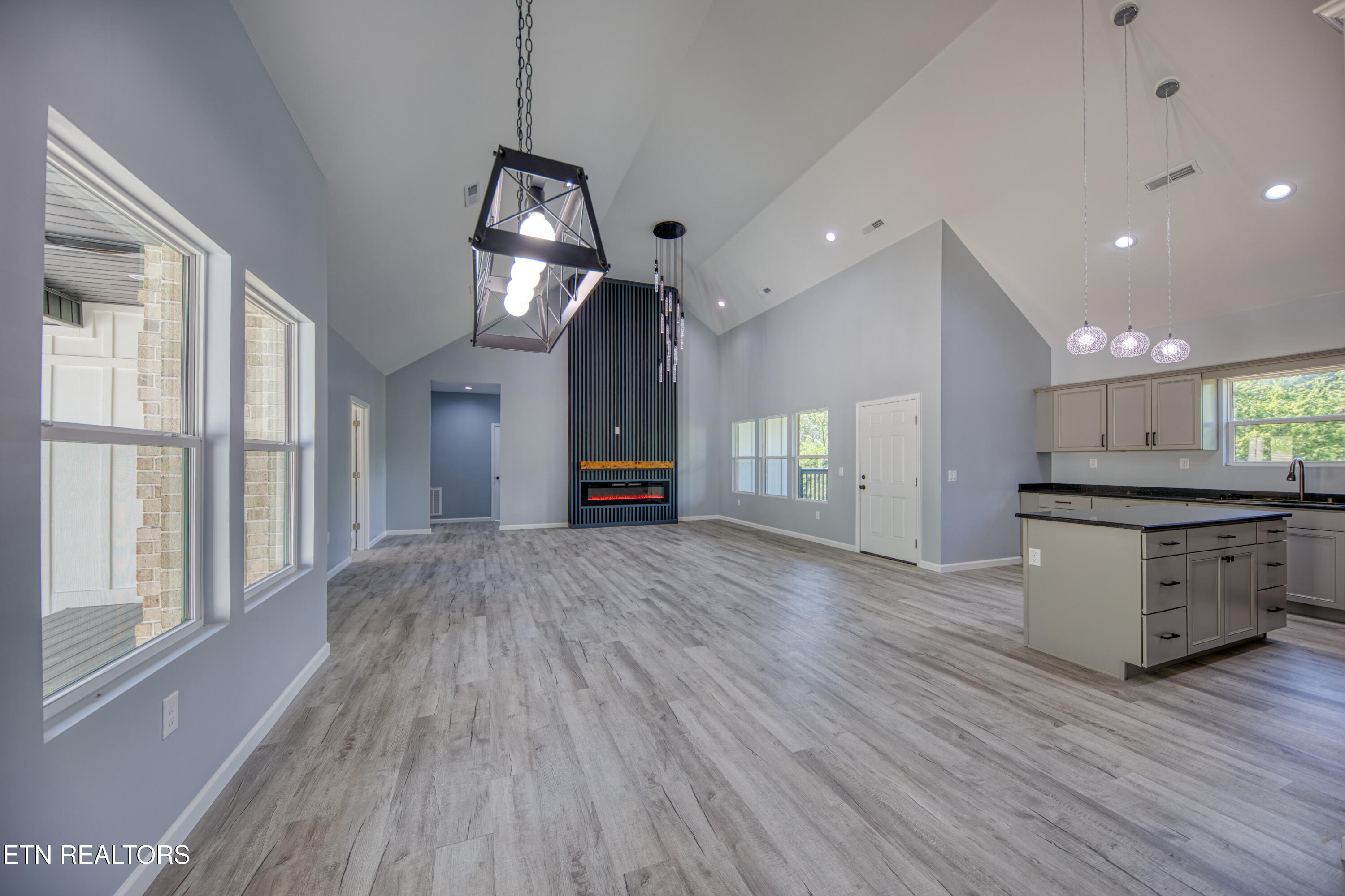 3224 Sandpiper Court Kodak TN 37764