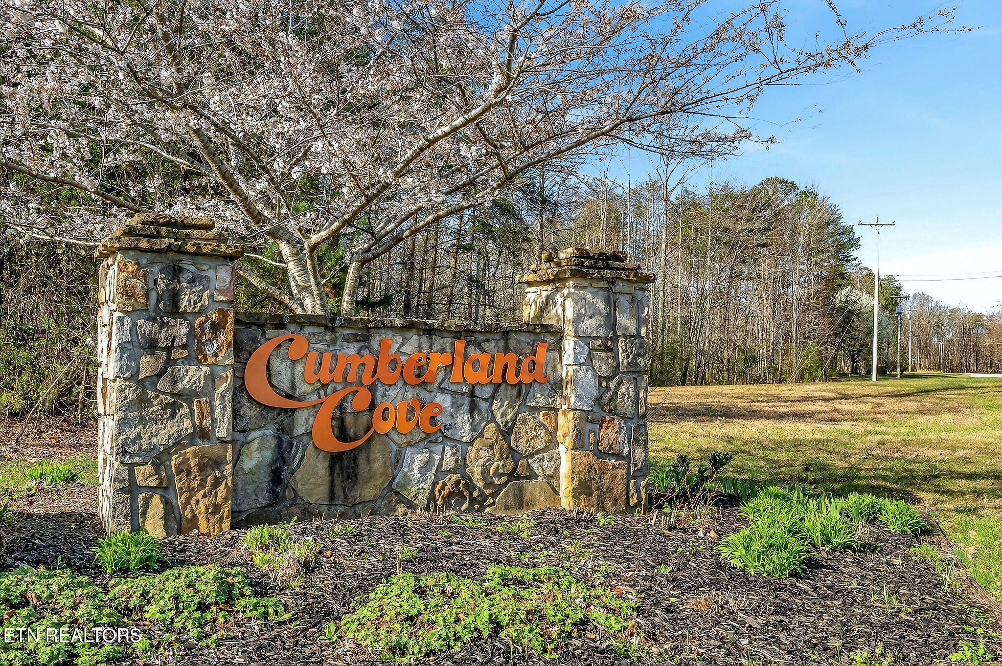 411 Cumberland Cove Road Monterey TN 38574
