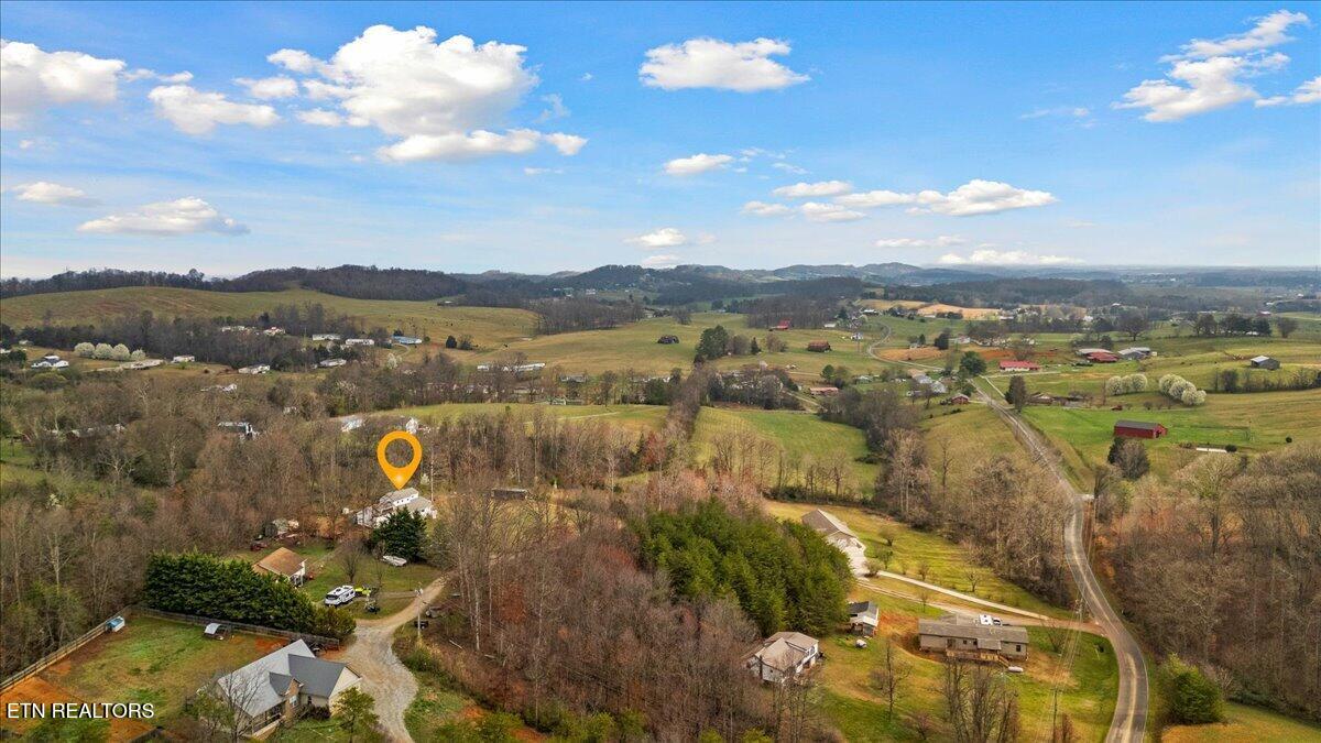 966 Chestnut Grove Road Dandridge TN 37725