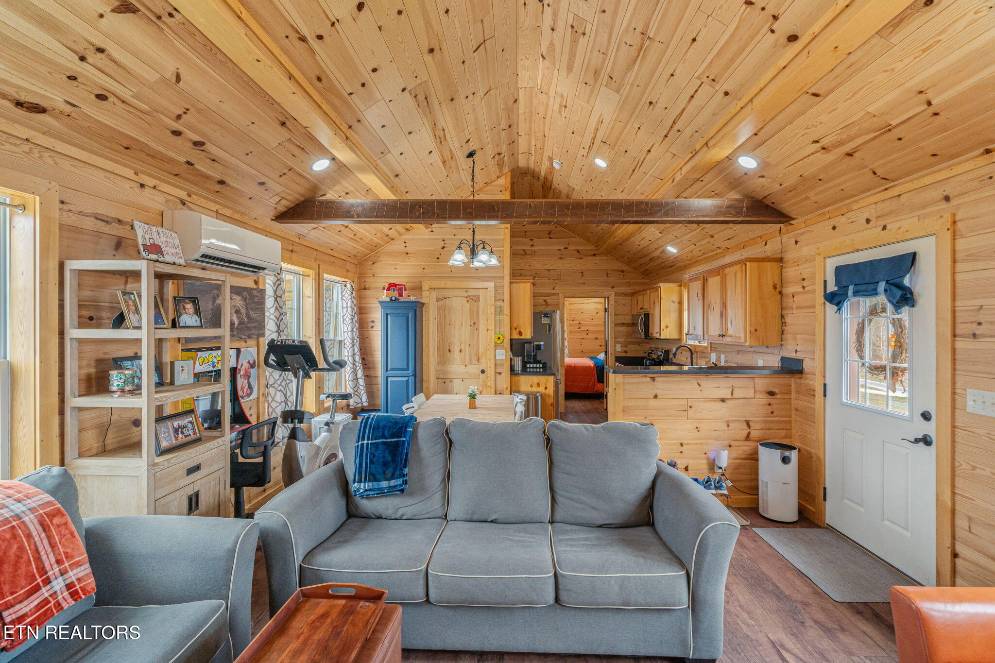 3493 Foshee Road Philadelphia TN 37846