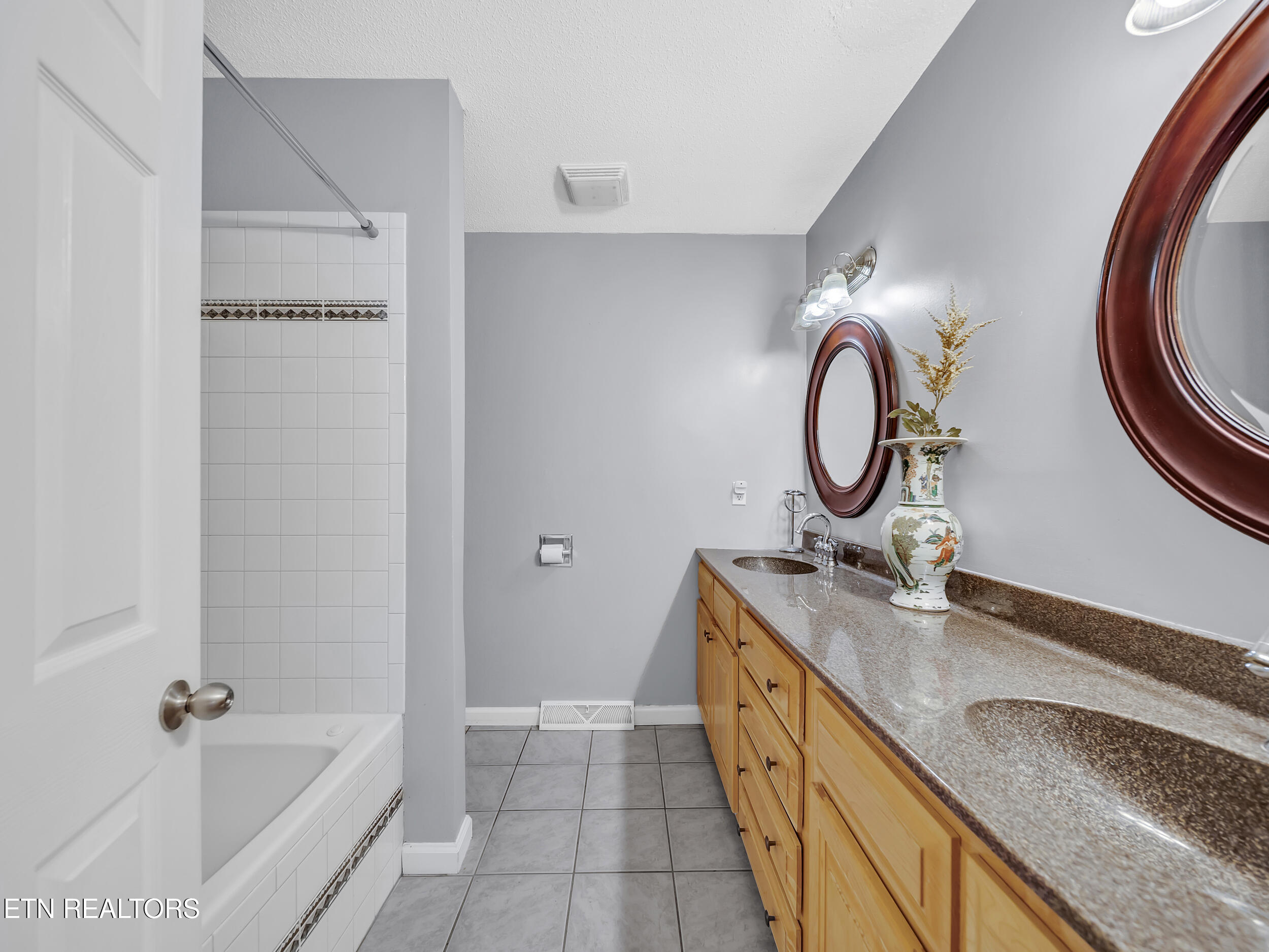 2322 Chesterfield Drive Maryville TN 37803