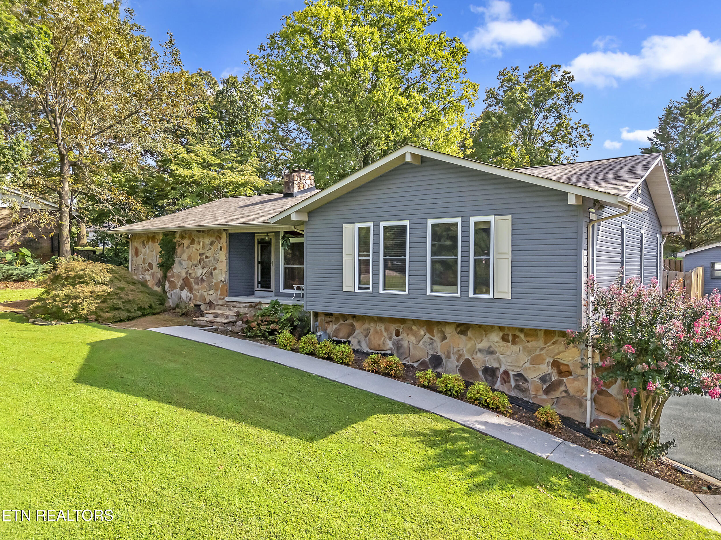 2322 Chesterfield Drive Maryville TN 37803