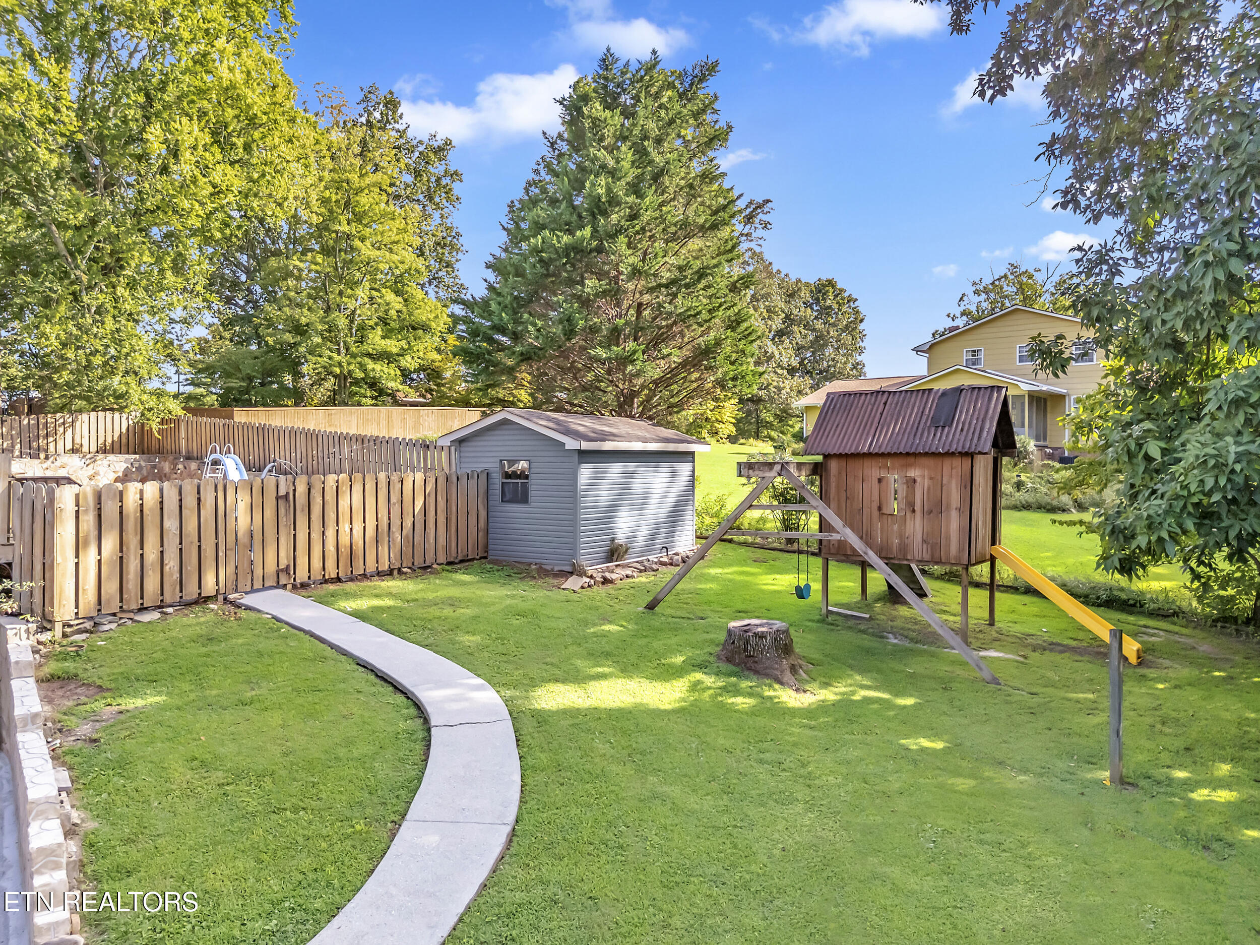 2322 Chesterfield Drive Maryville TN 37803