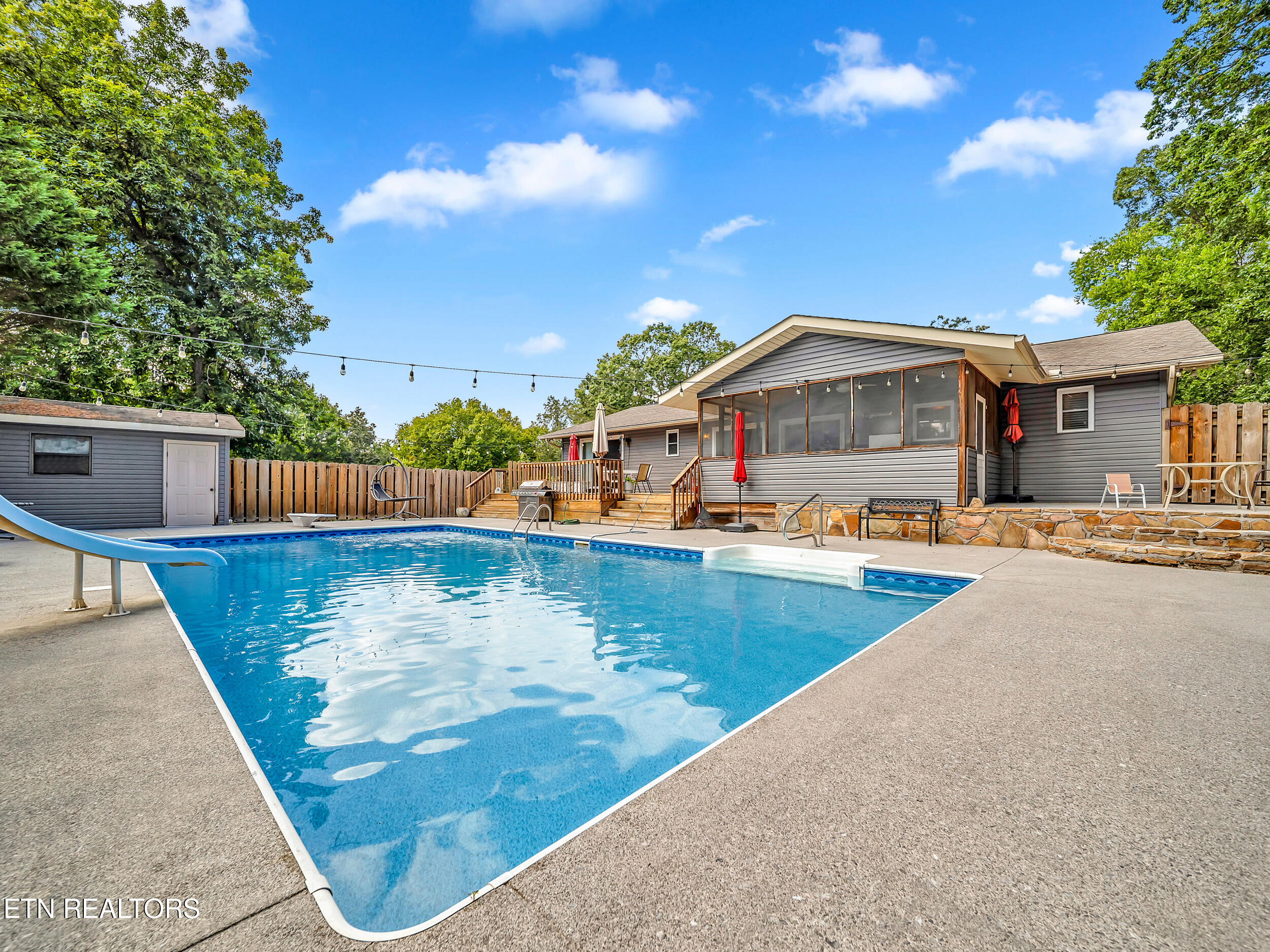 2322 Chesterfield Drive Maryville TN 37803
