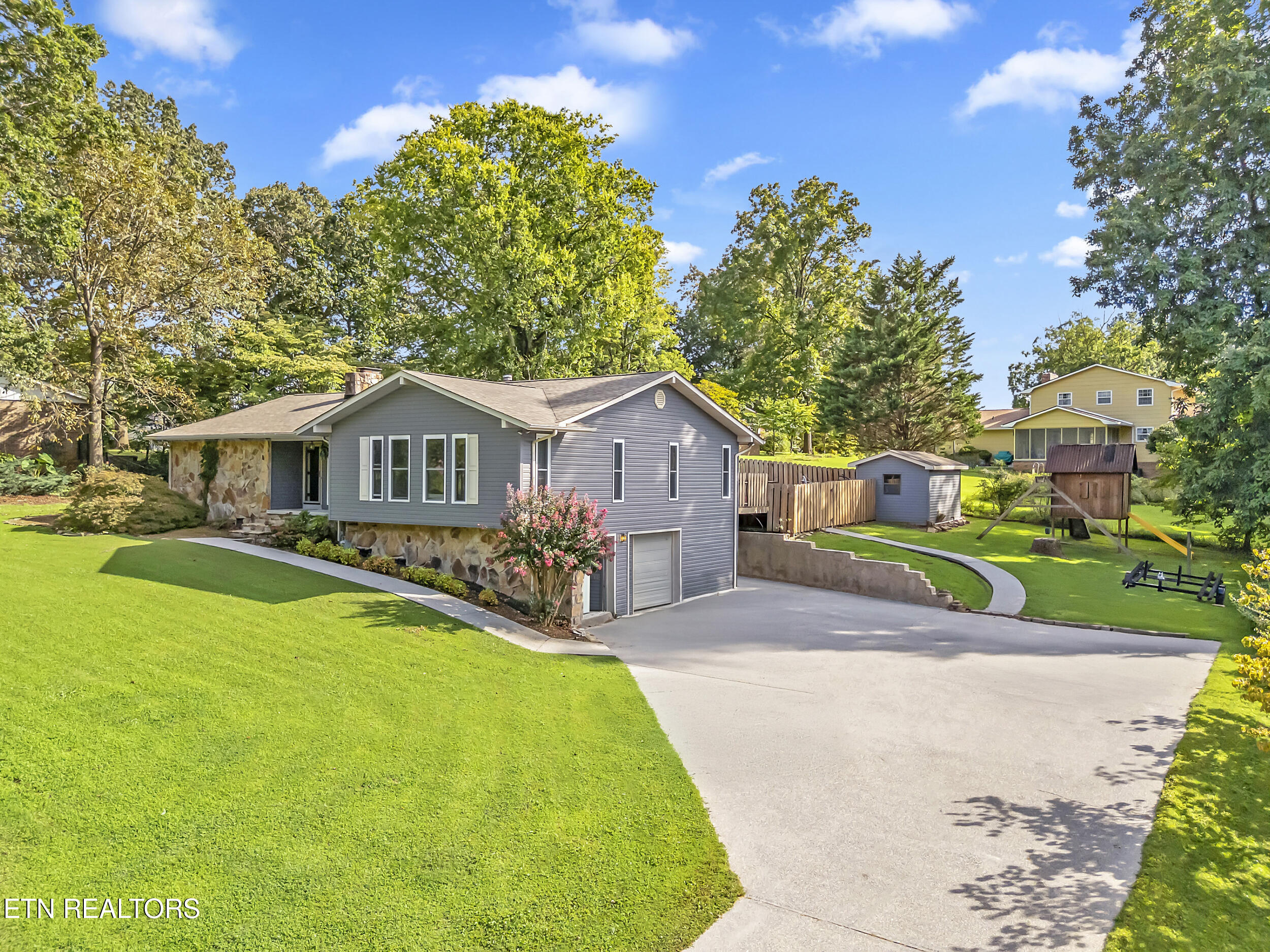 2322 Chesterfield Drive Maryville TN 37803