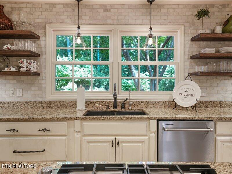 600 Commodore Lane Knoxville TN 37934