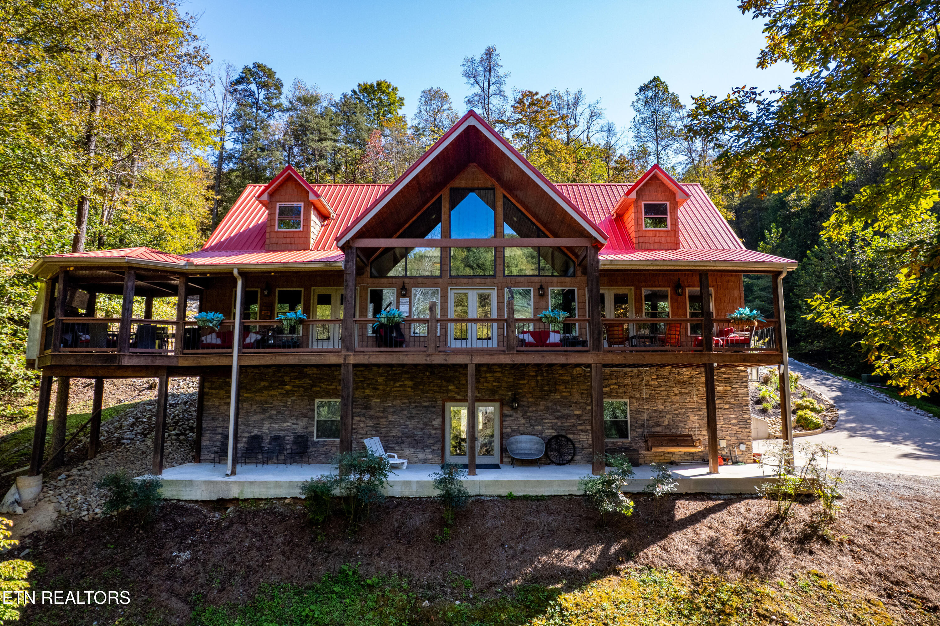 Jacksboro TN, 715 Landmark Road