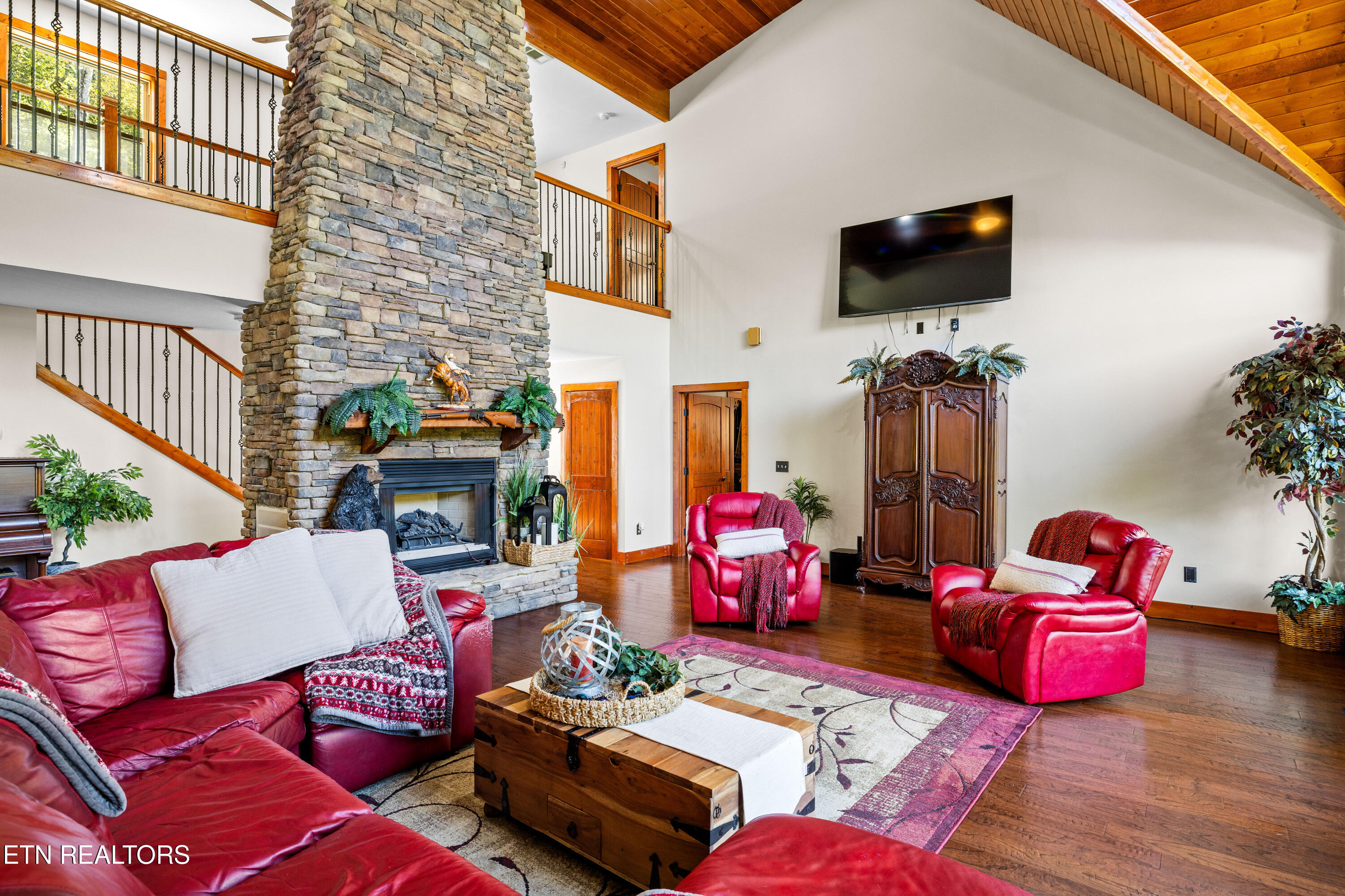 715 Landmark Road Jacksboro TN 37757