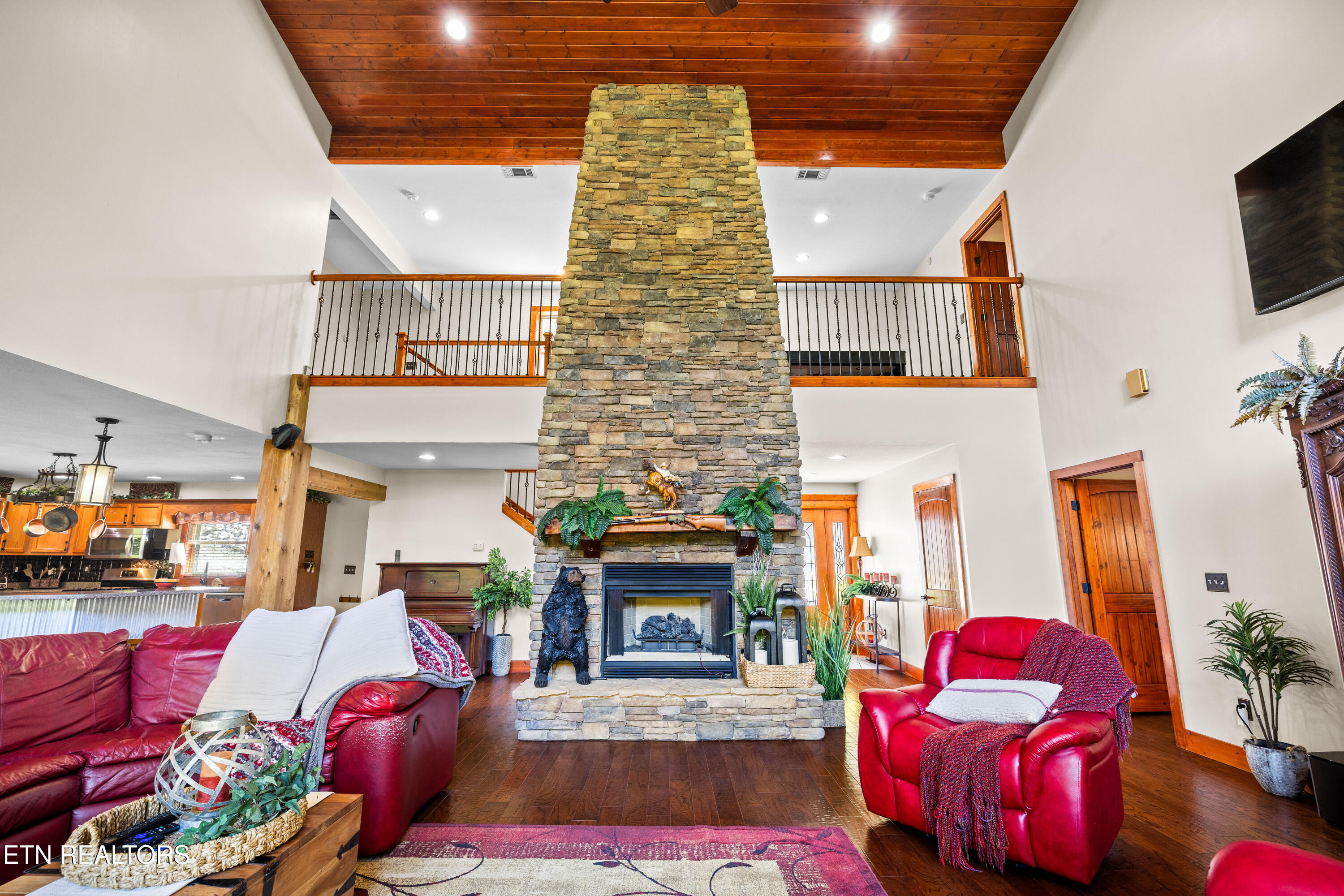 715 Landmark Road Jacksboro TN 37757