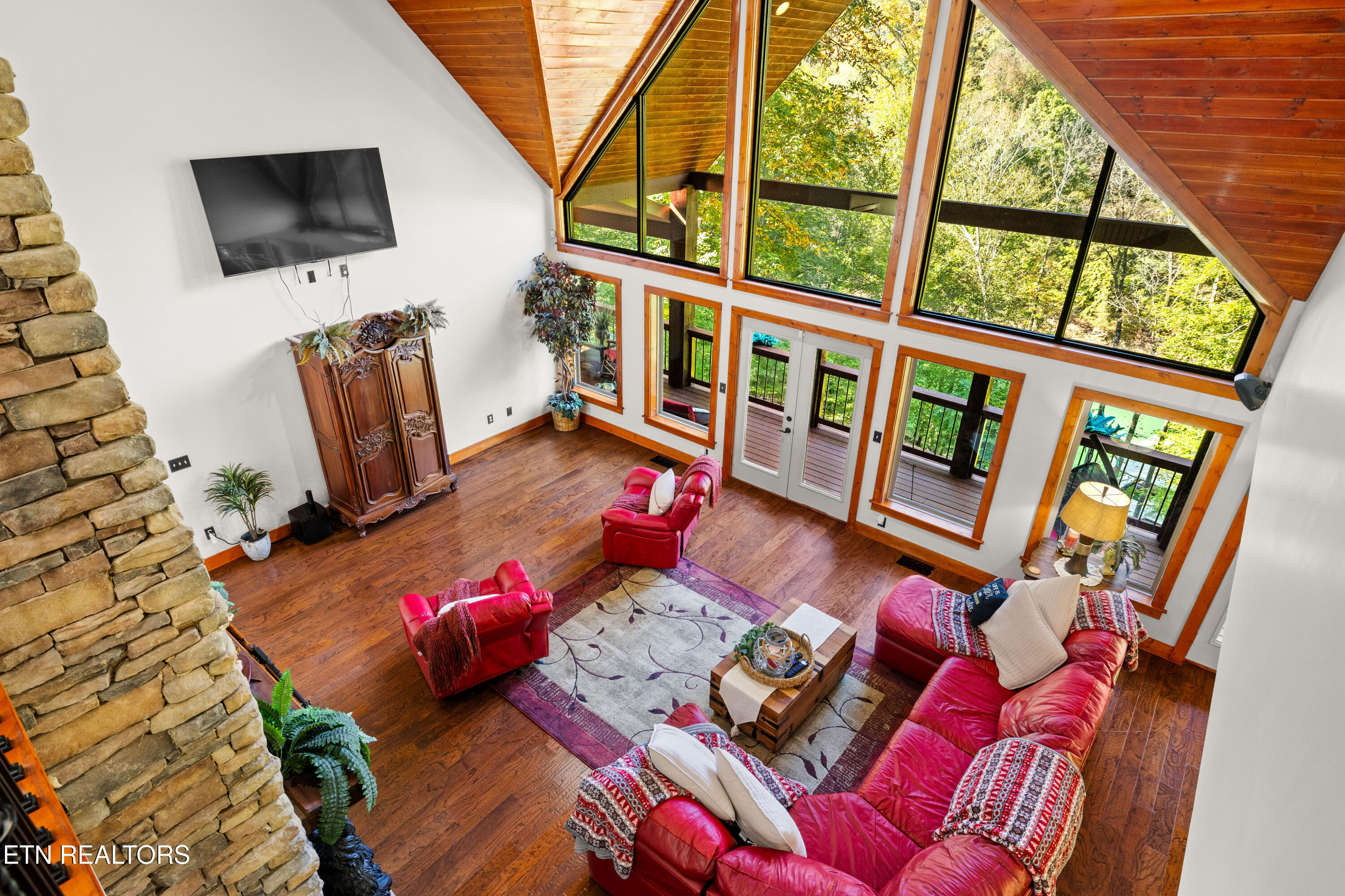 715 Landmark Road Jacksboro TN 37757