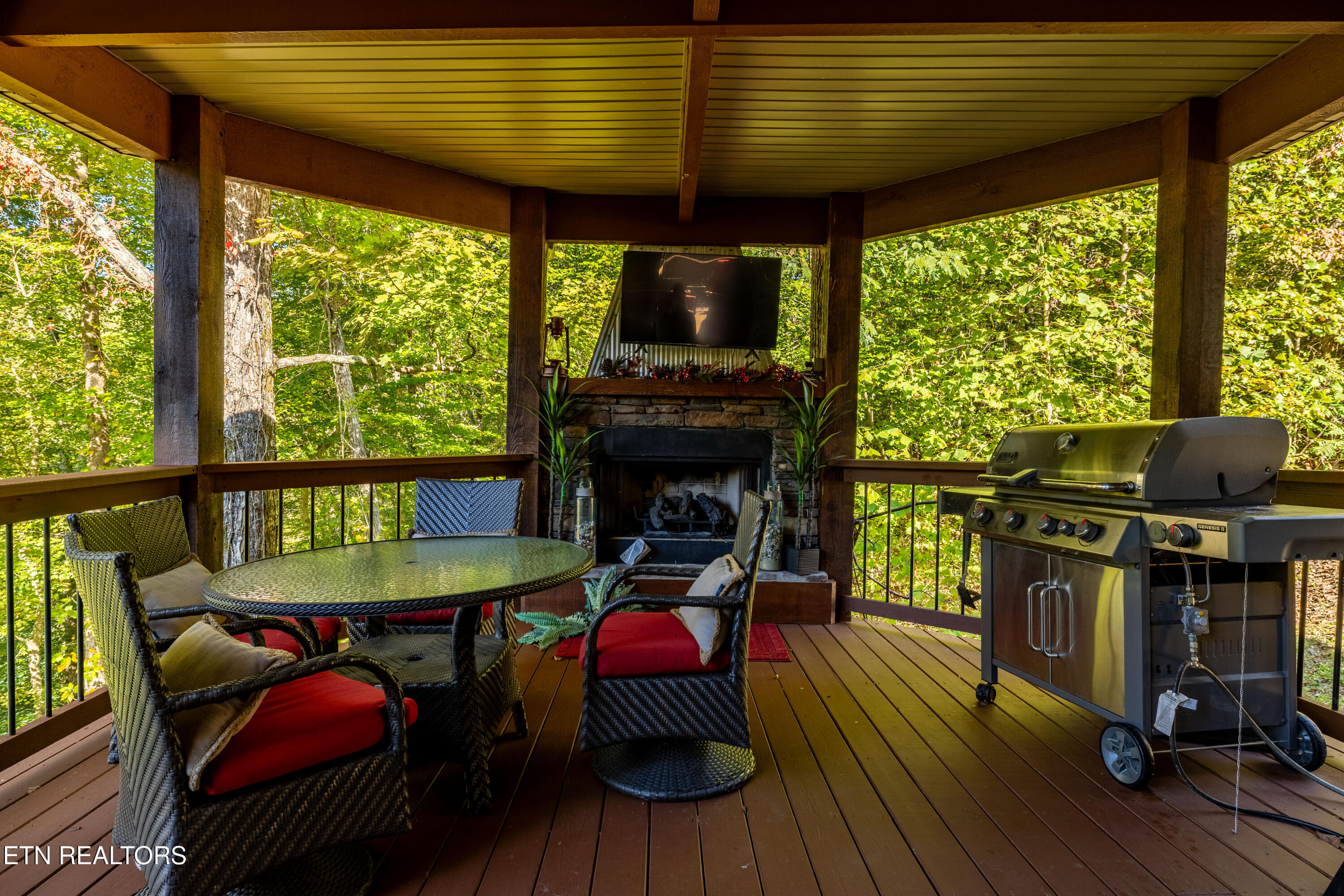 715 Landmark Road Jacksboro TN 37757