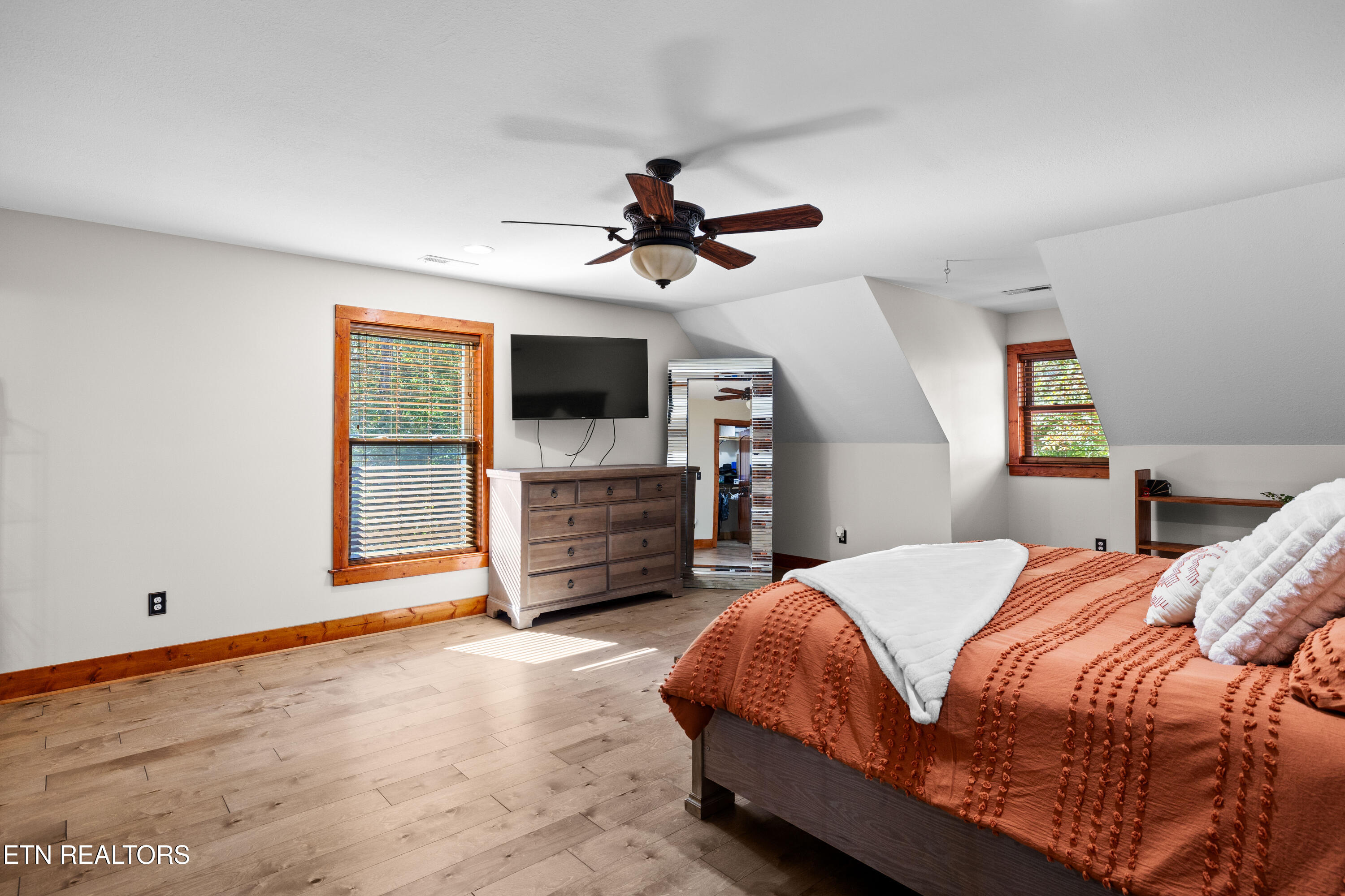 715 Landmark Road Jacksboro TN 37757