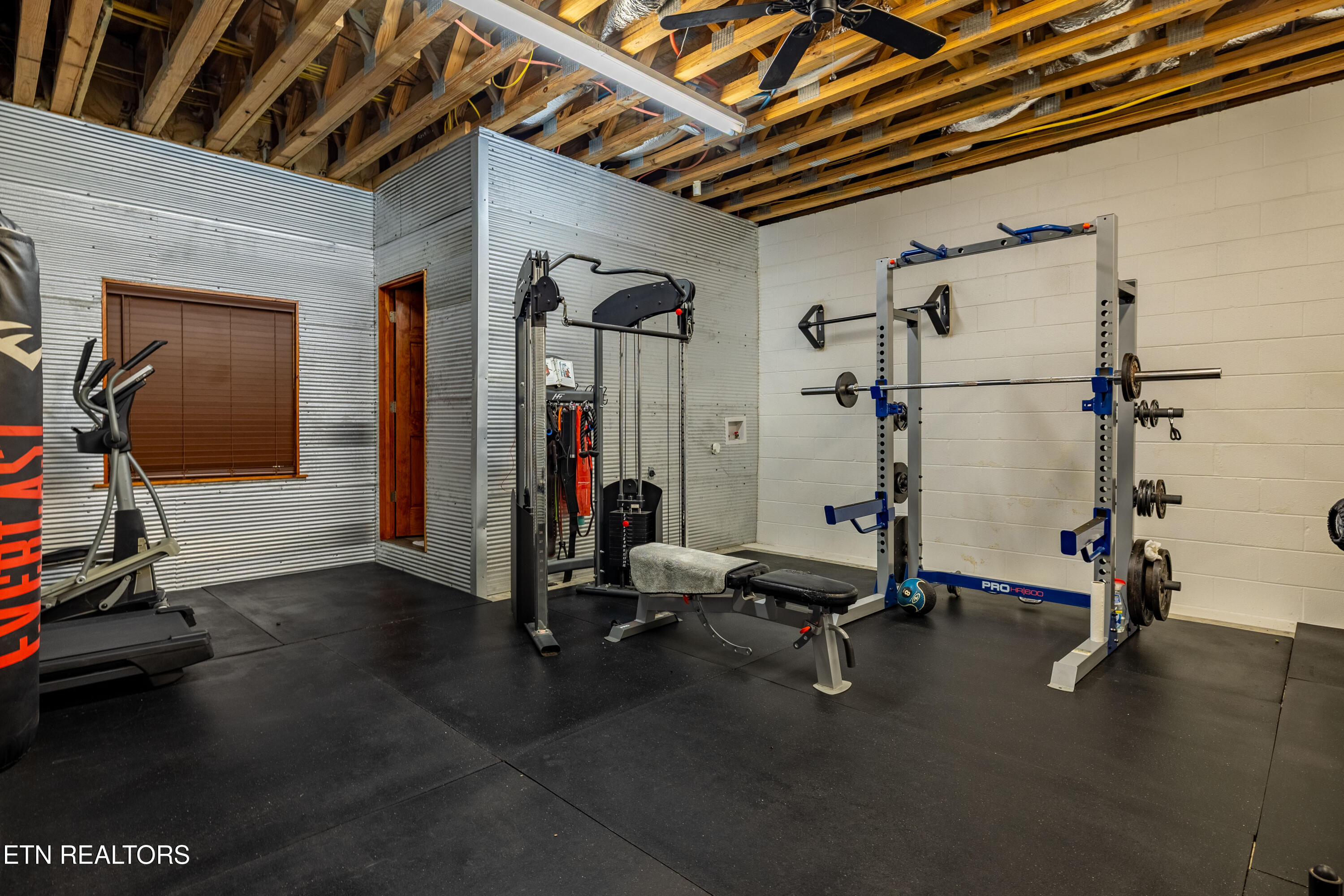 715 Landmark Road Jacksboro TN 37757