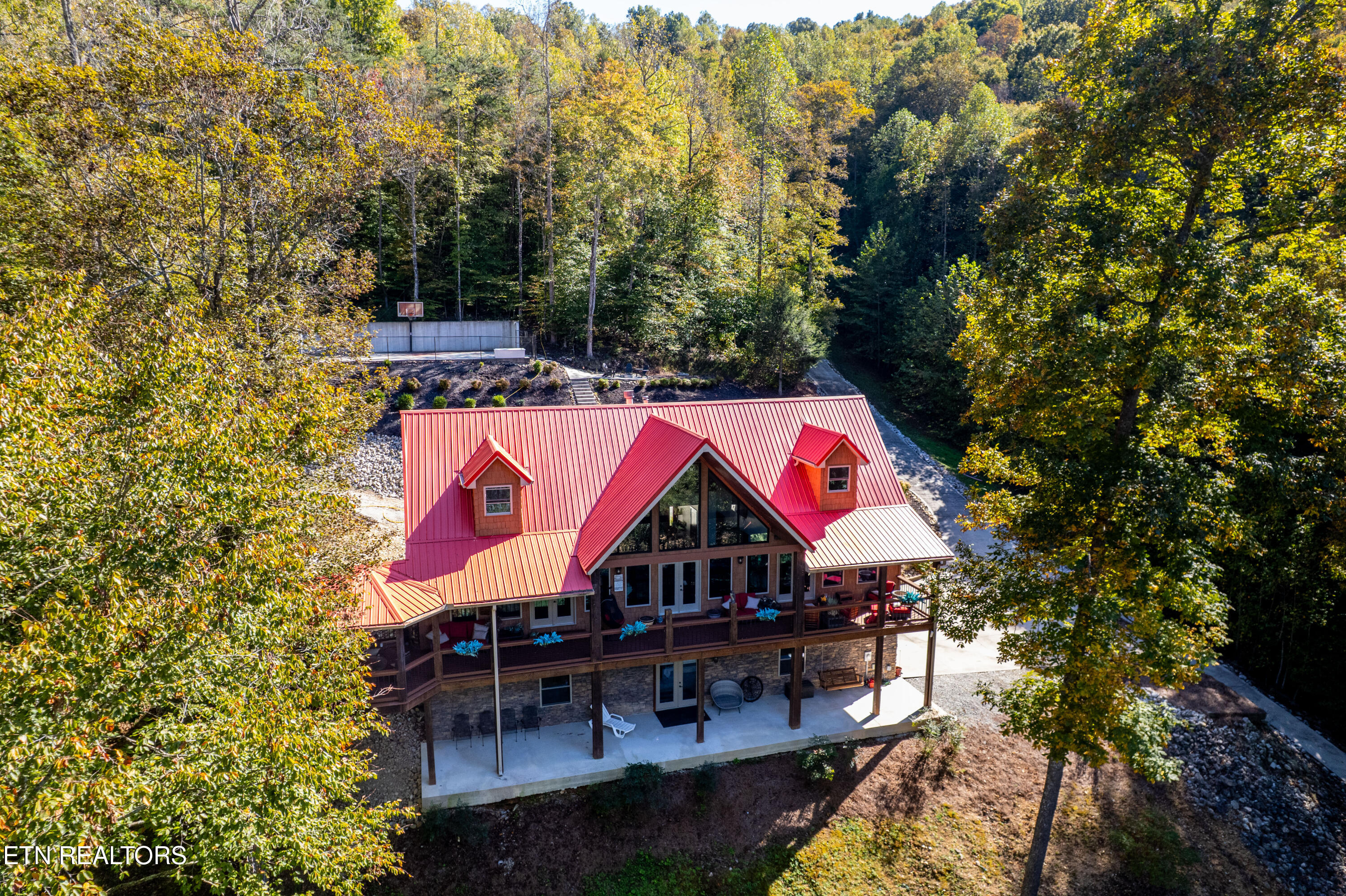 715 Landmark Road Jacksboro TN 37757