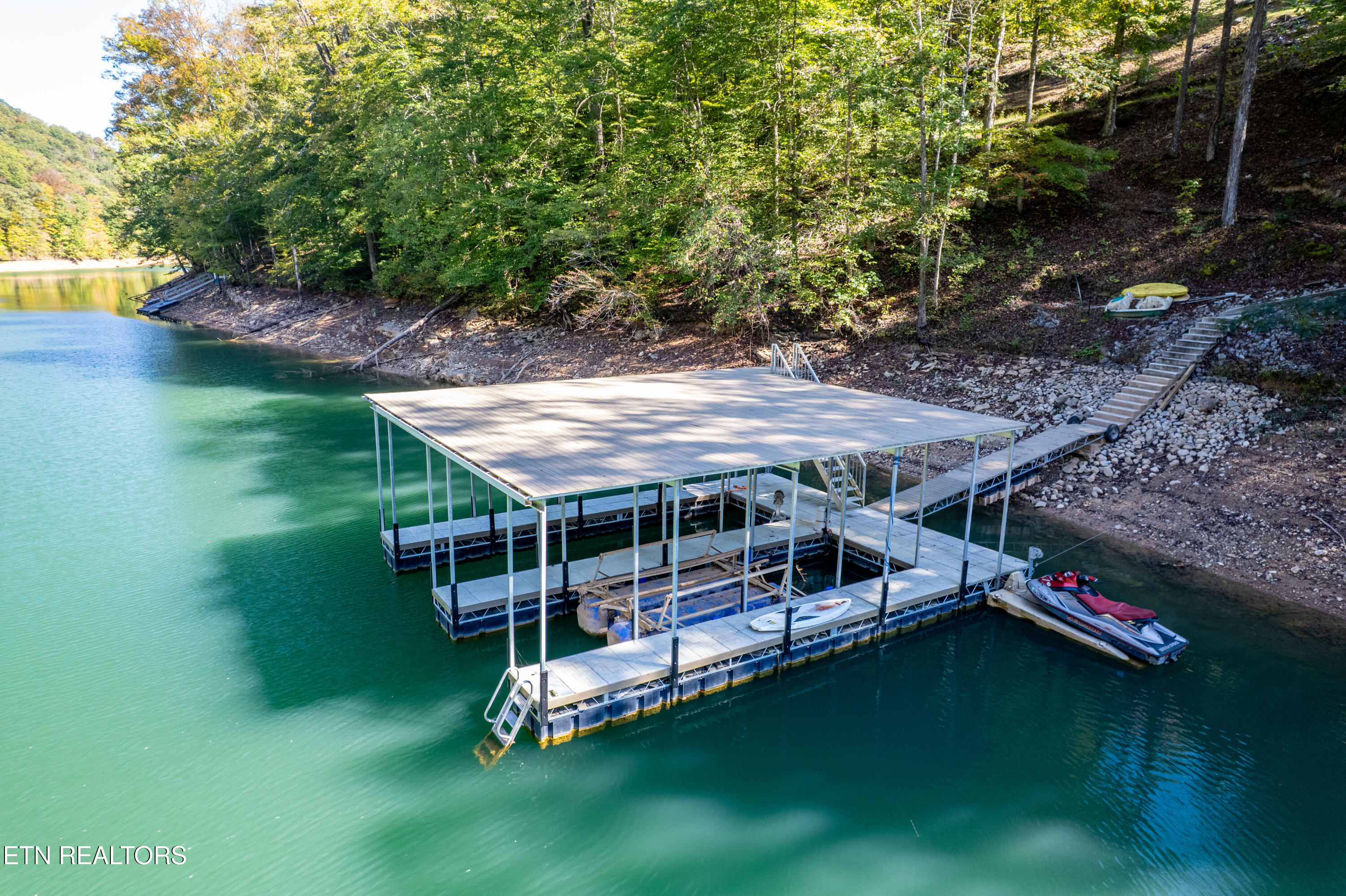 715 Landmark Road Jacksboro TN 37757