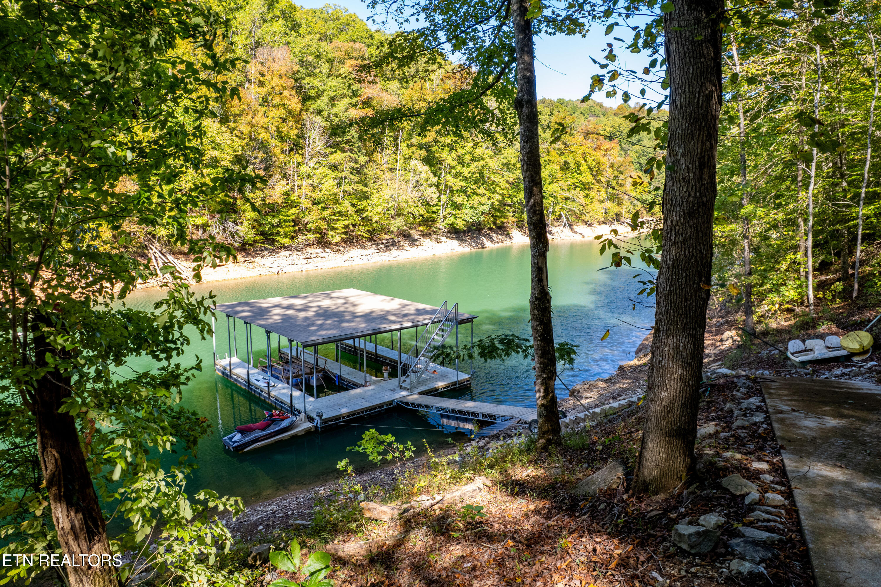 715 Landmark Road Jacksboro TN 37757