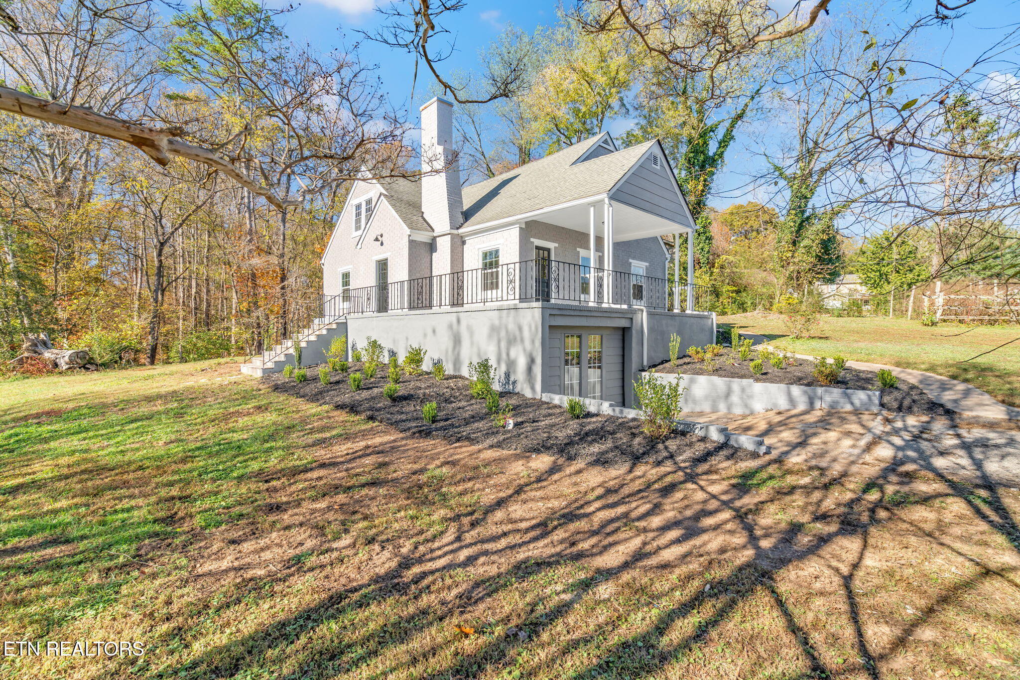 604 Carmen Lane Clinton TN 37716