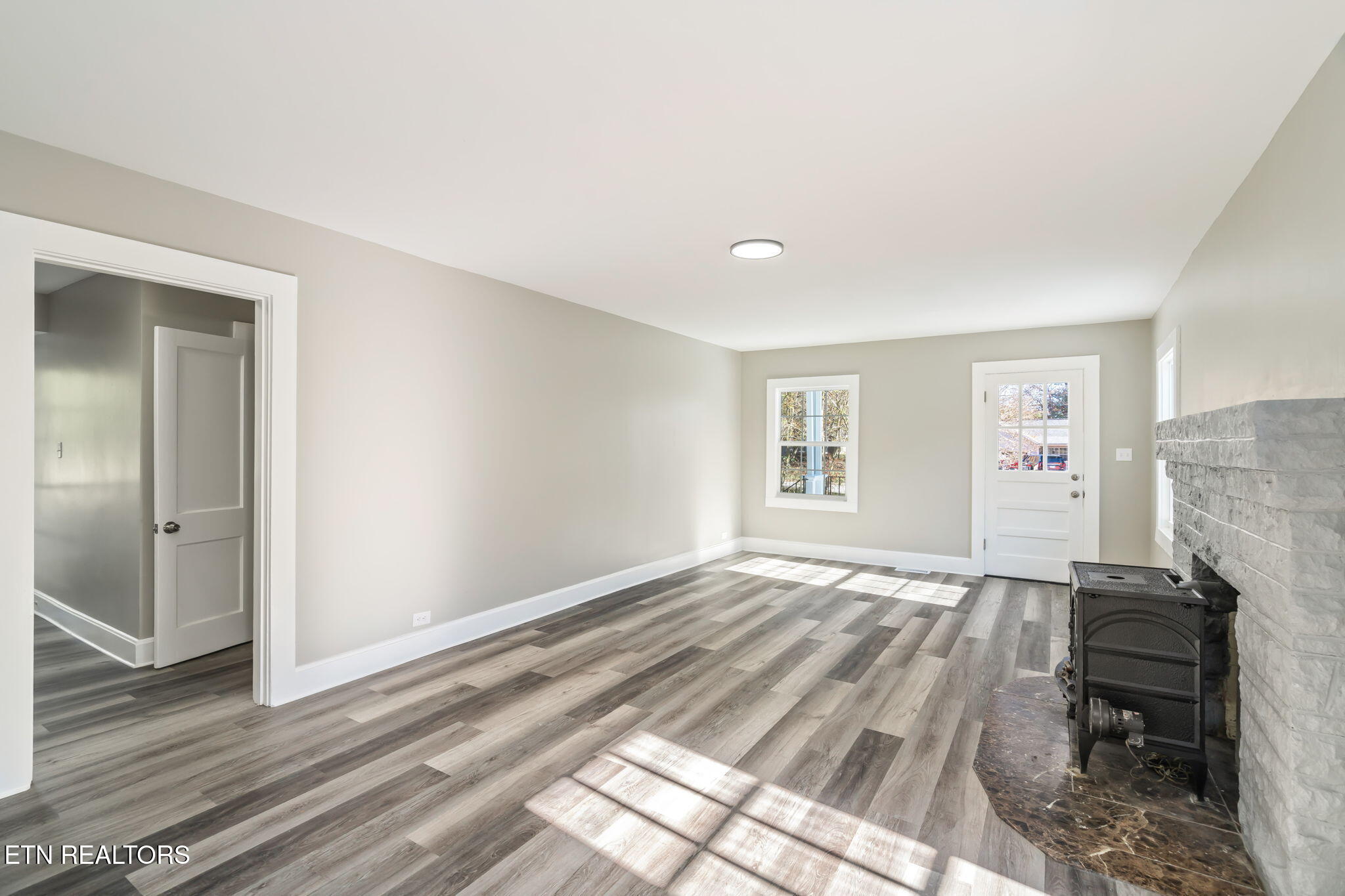 604 Carmen Lane Clinton TN 37716