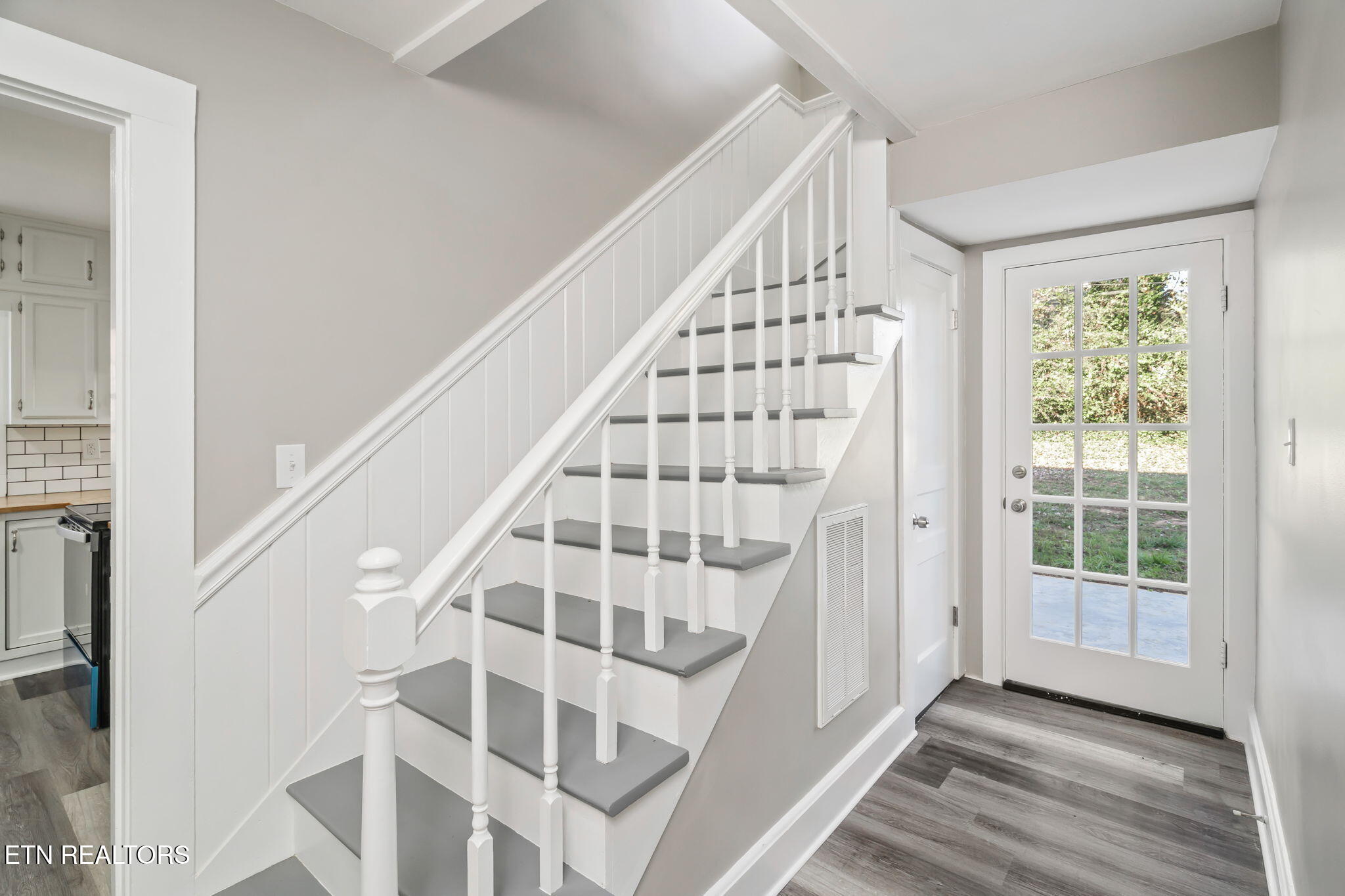 604 Carmen Lane Clinton TN 37716