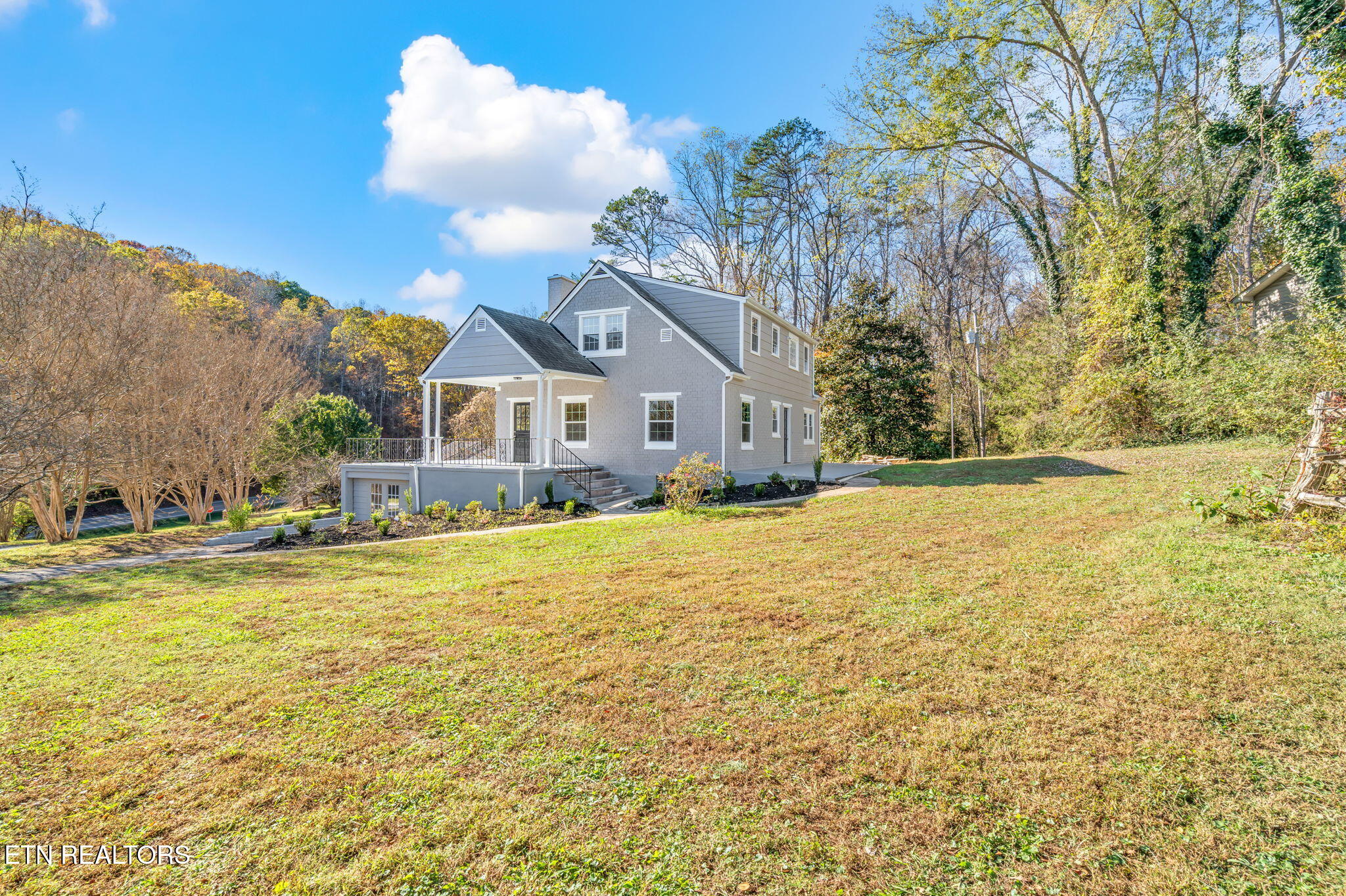 604 Carmen Lane Clinton TN 37716