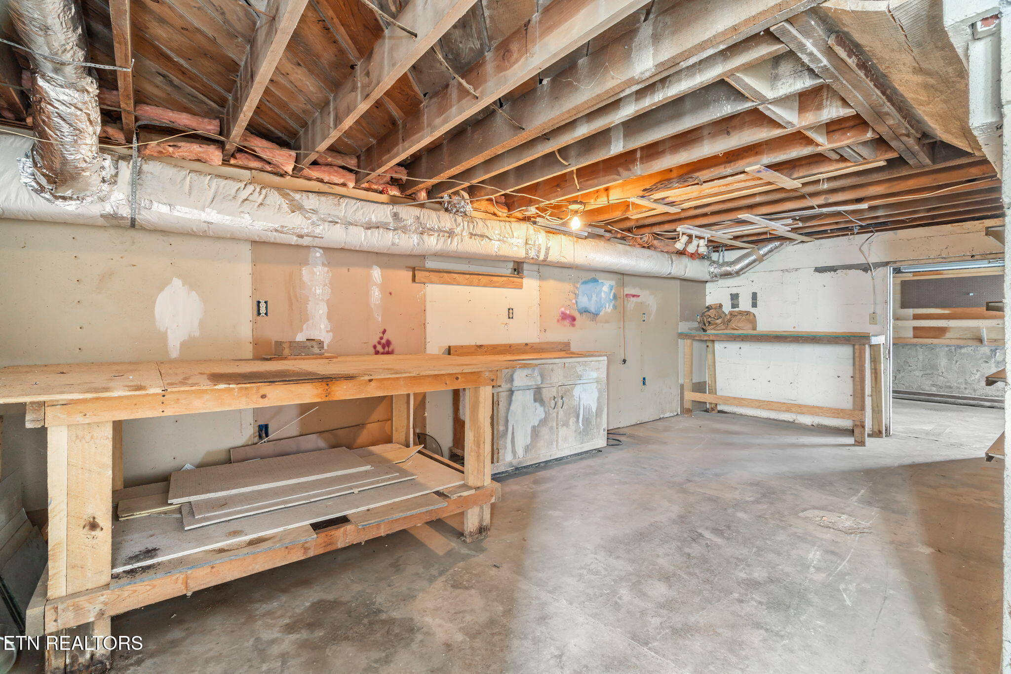604 Carmen Lane Clinton TN 37716