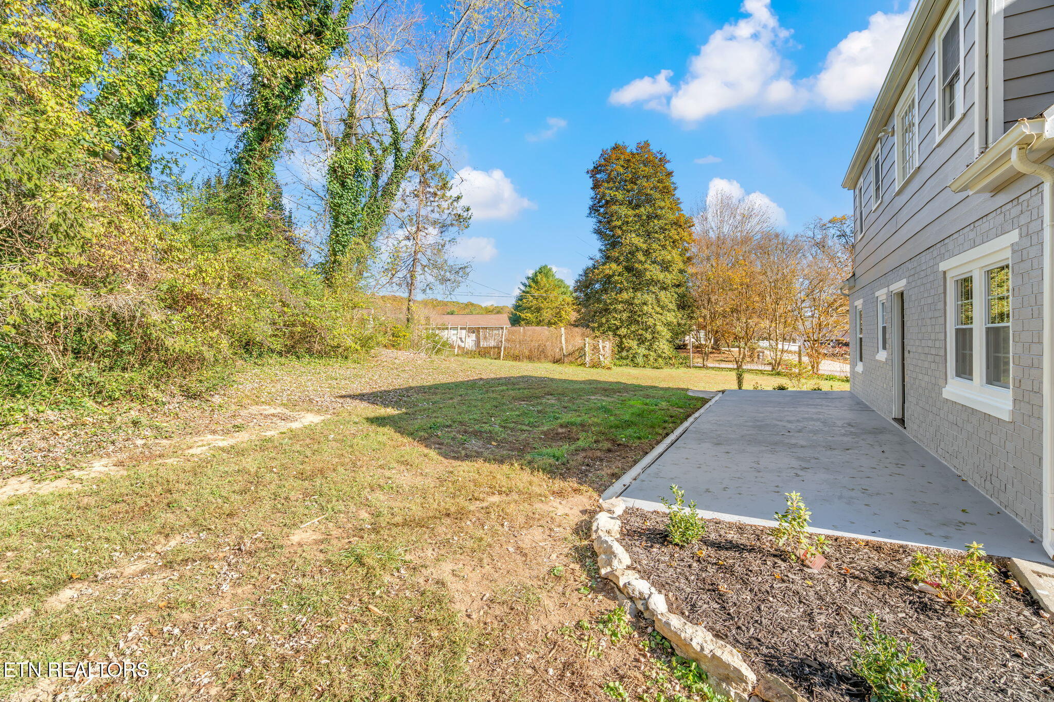 604 Carmen Lane Clinton TN 37716