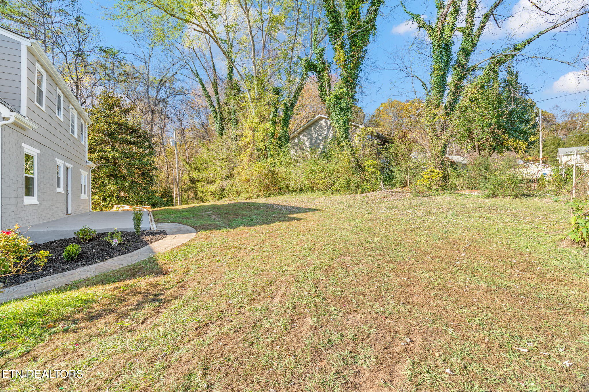 604 Carmen Lane Clinton TN 37716