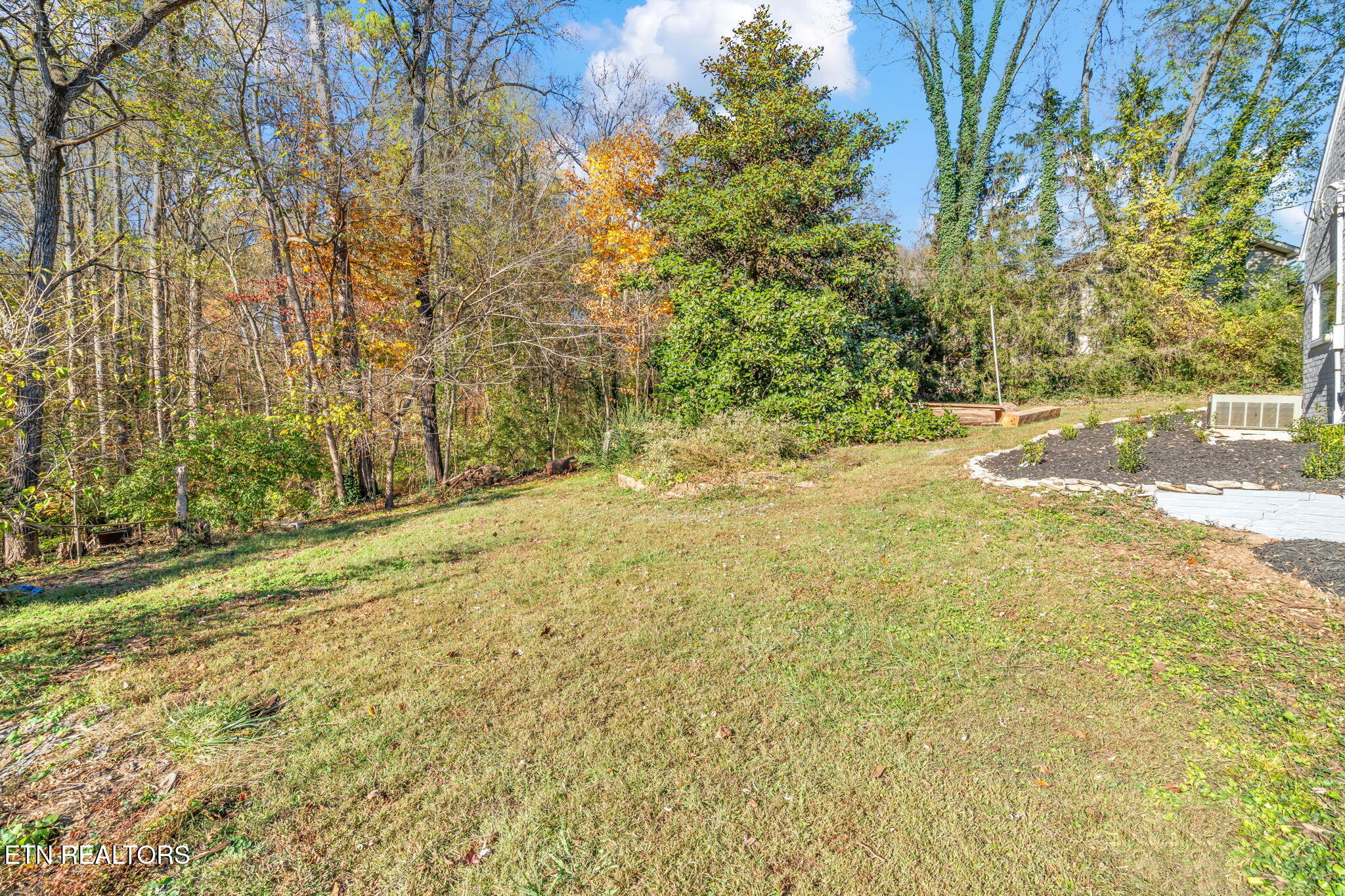 604 Carmen Lane Clinton TN 37716