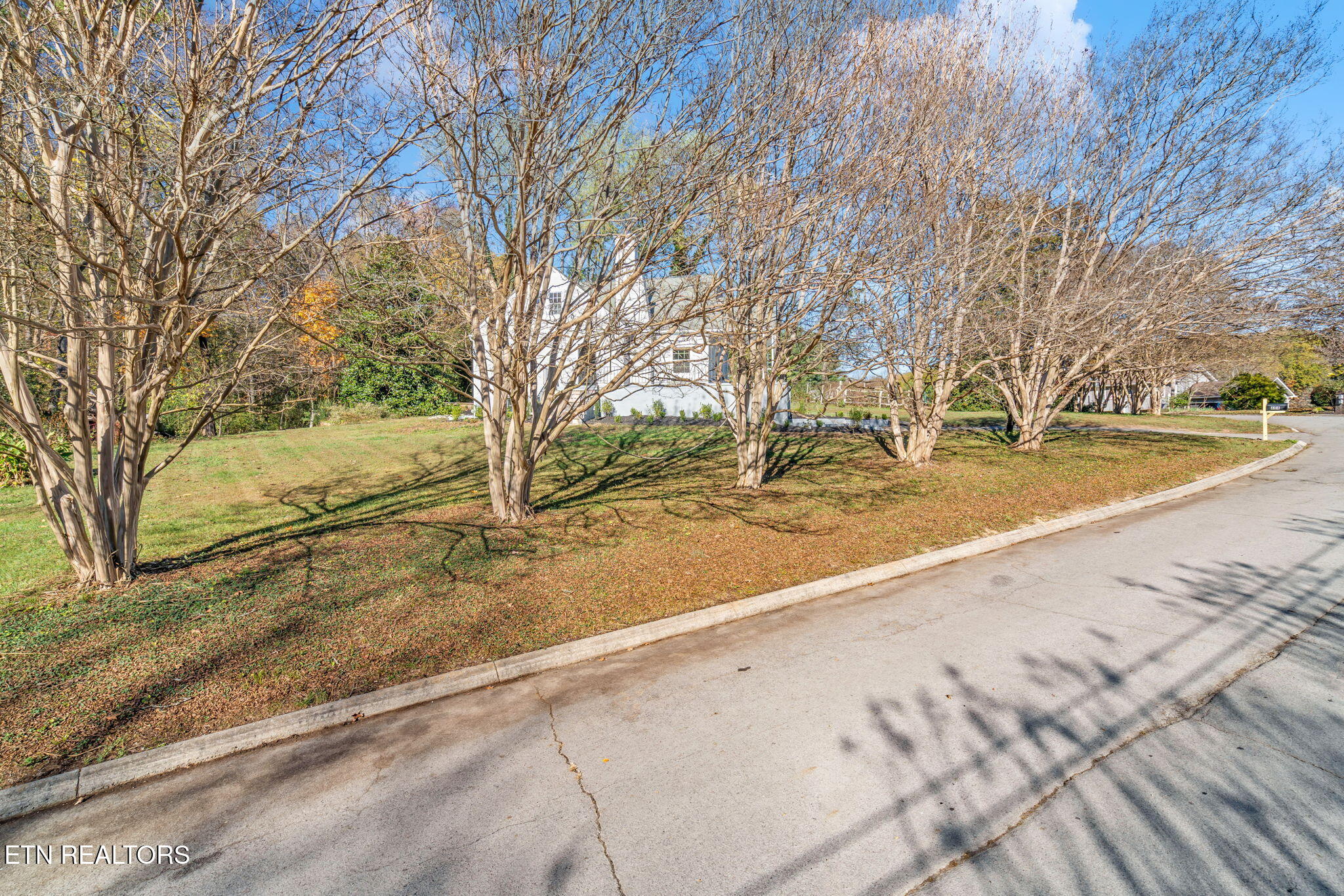 604 Carmen Lane Clinton TN 37716