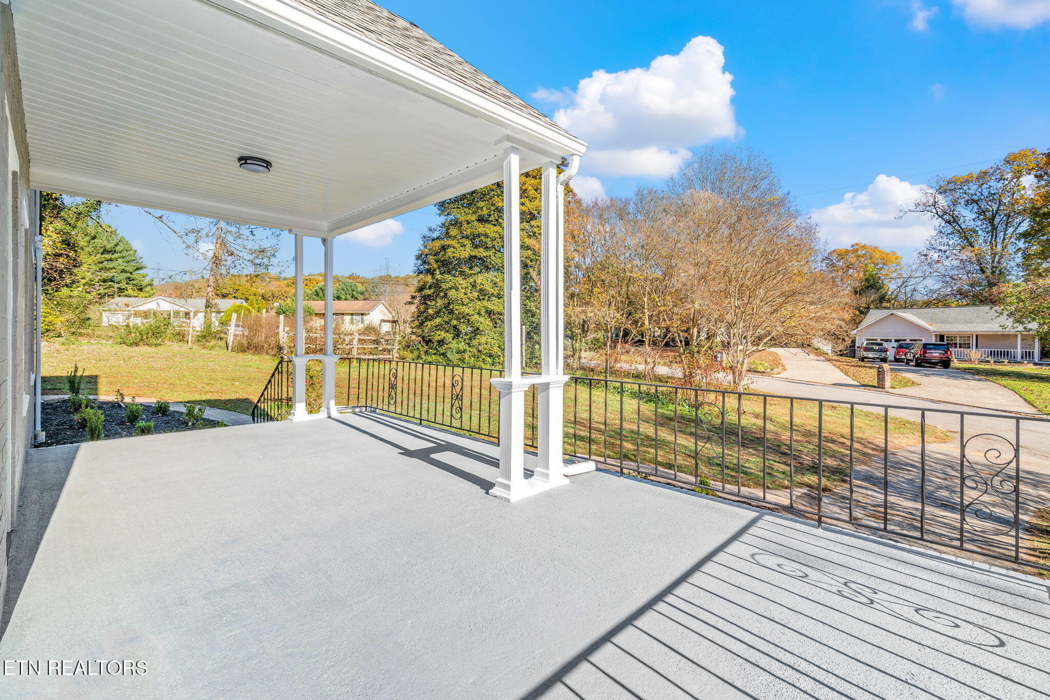604 Carmen Lane Clinton TN 37716