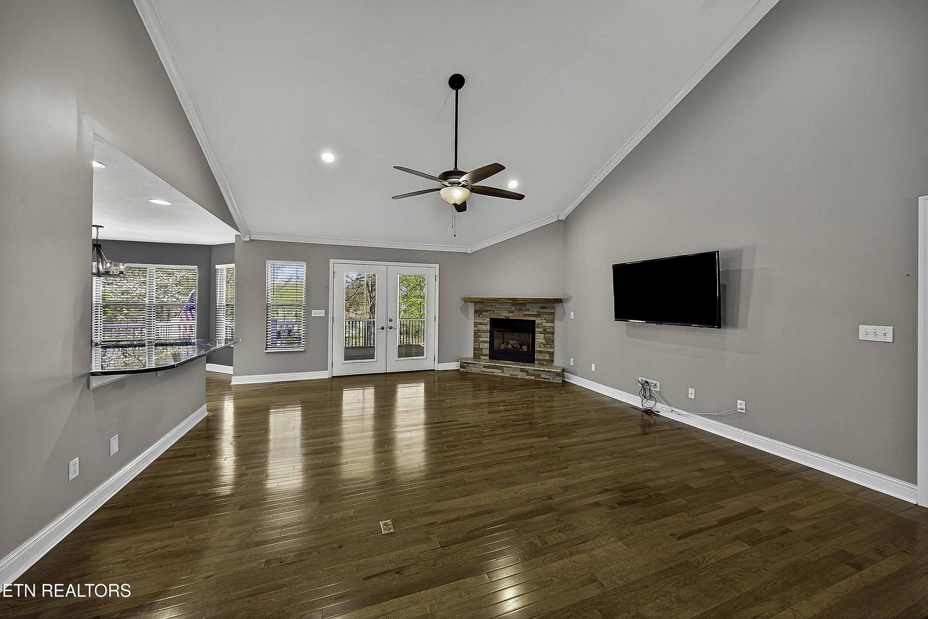 126 Oostanali Way Loudon TN 37774