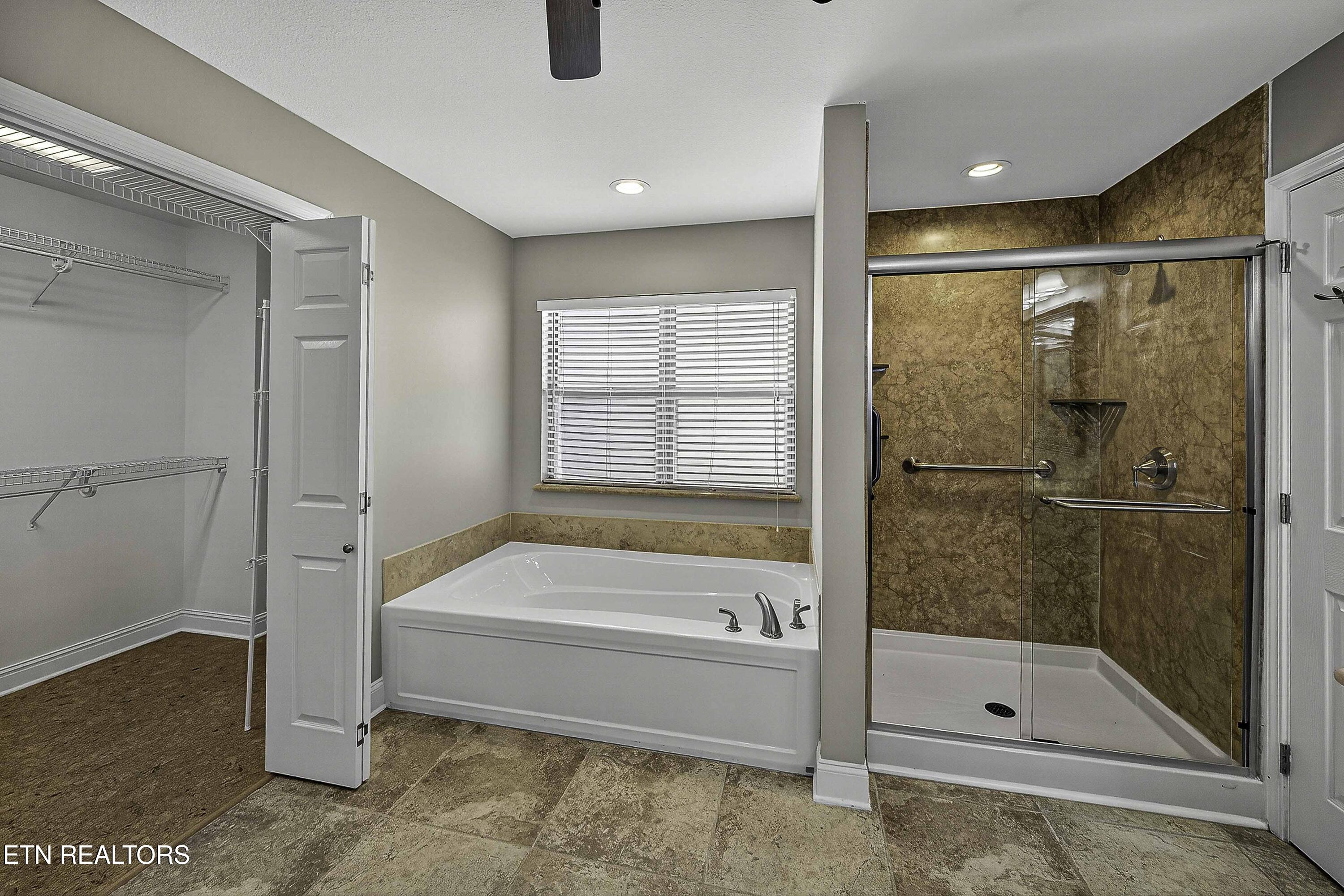 126 Oostanali Way Loudon TN 37774