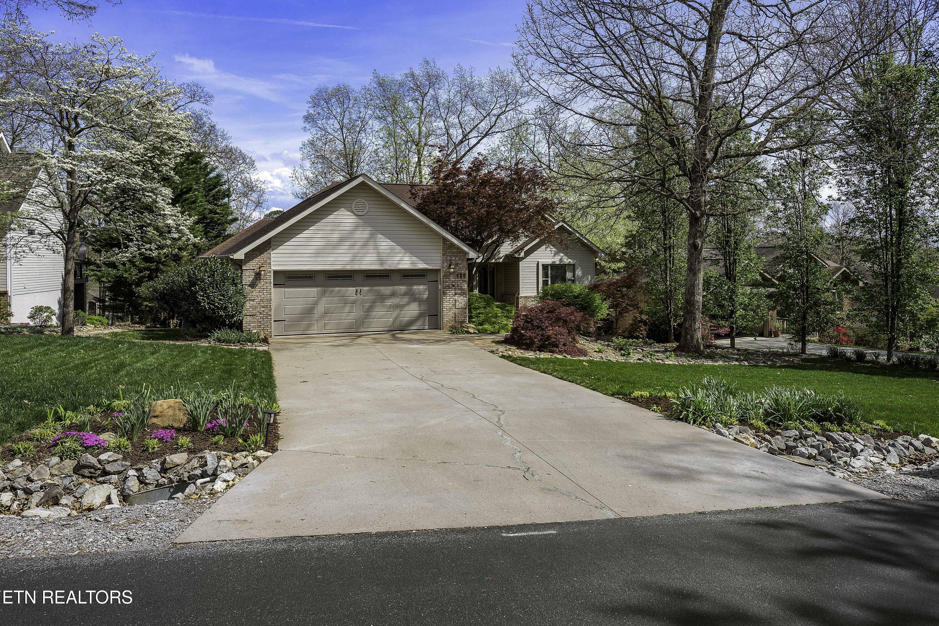 126 Oostanali Way Loudon TN 37774