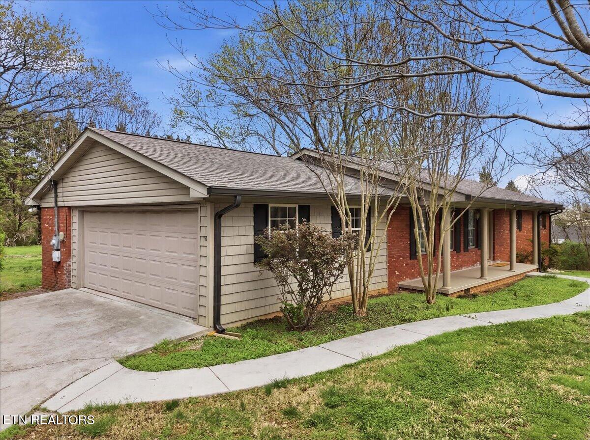 210 Hood Street Maryville TN 37803