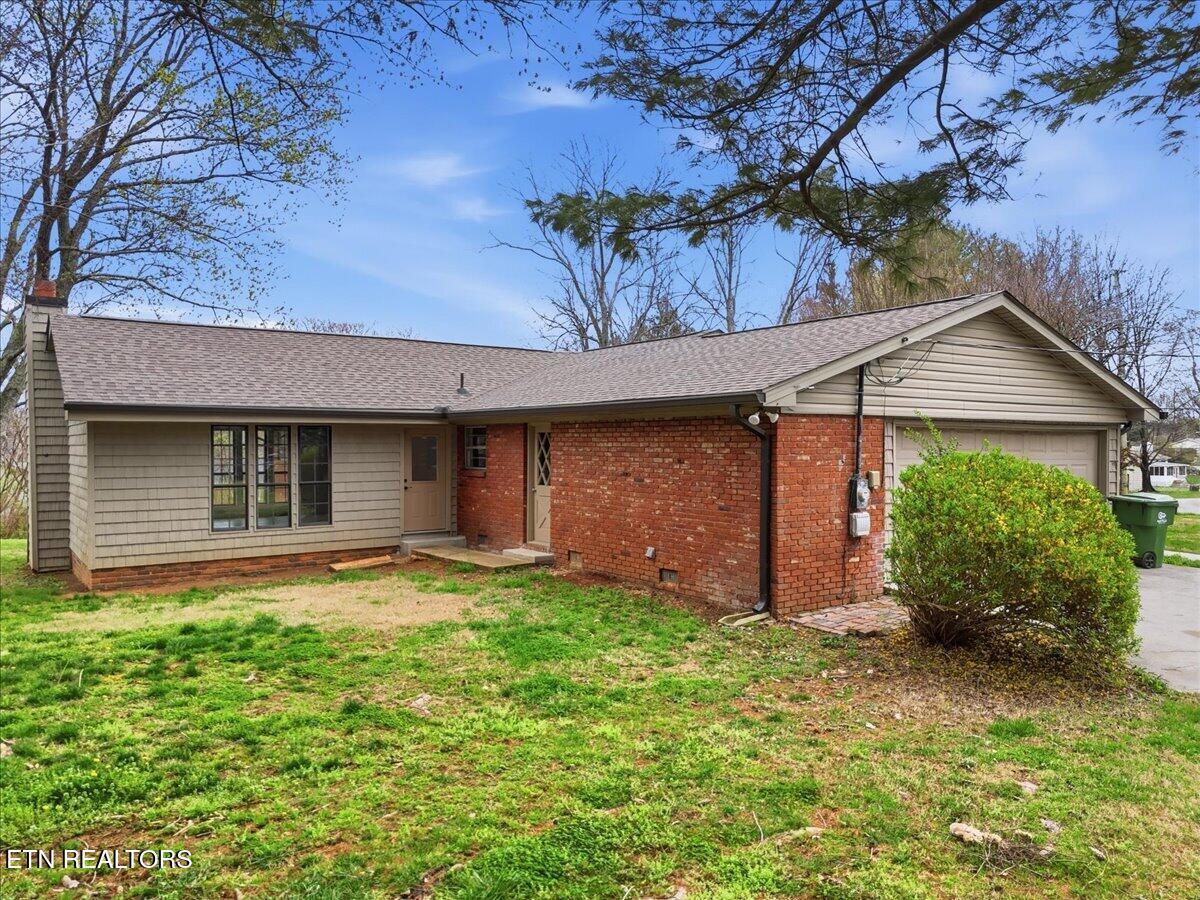 210 Hood Street Maryville TN 37803