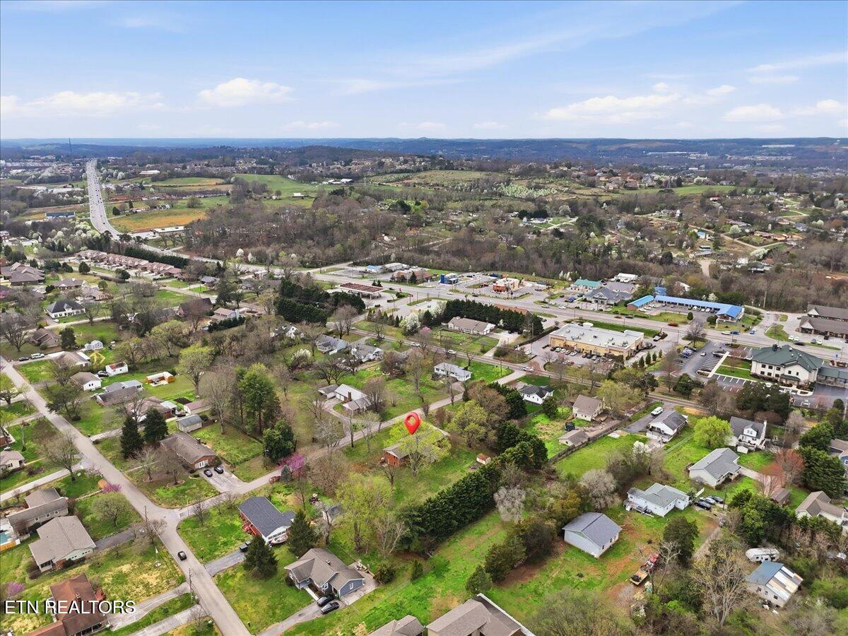 210 Hood Street Maryville TN 37803