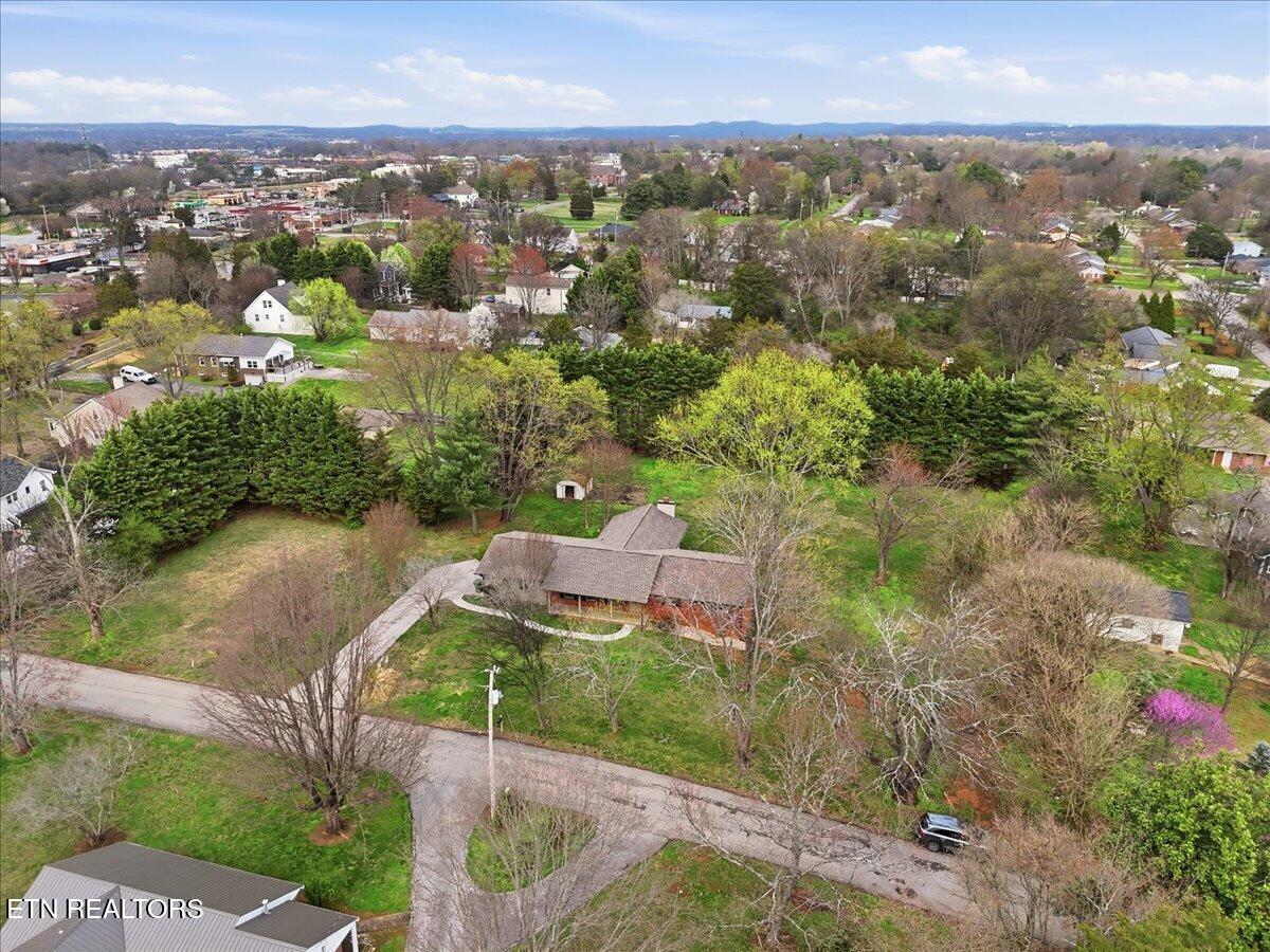 210 Hood Street Maryville TN 37803