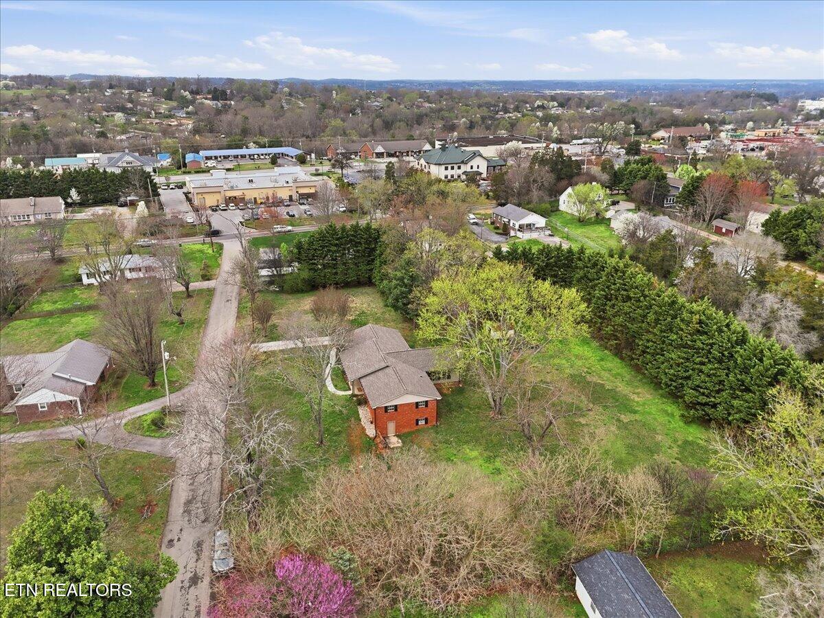210 Hood Street Maryville TN 37803