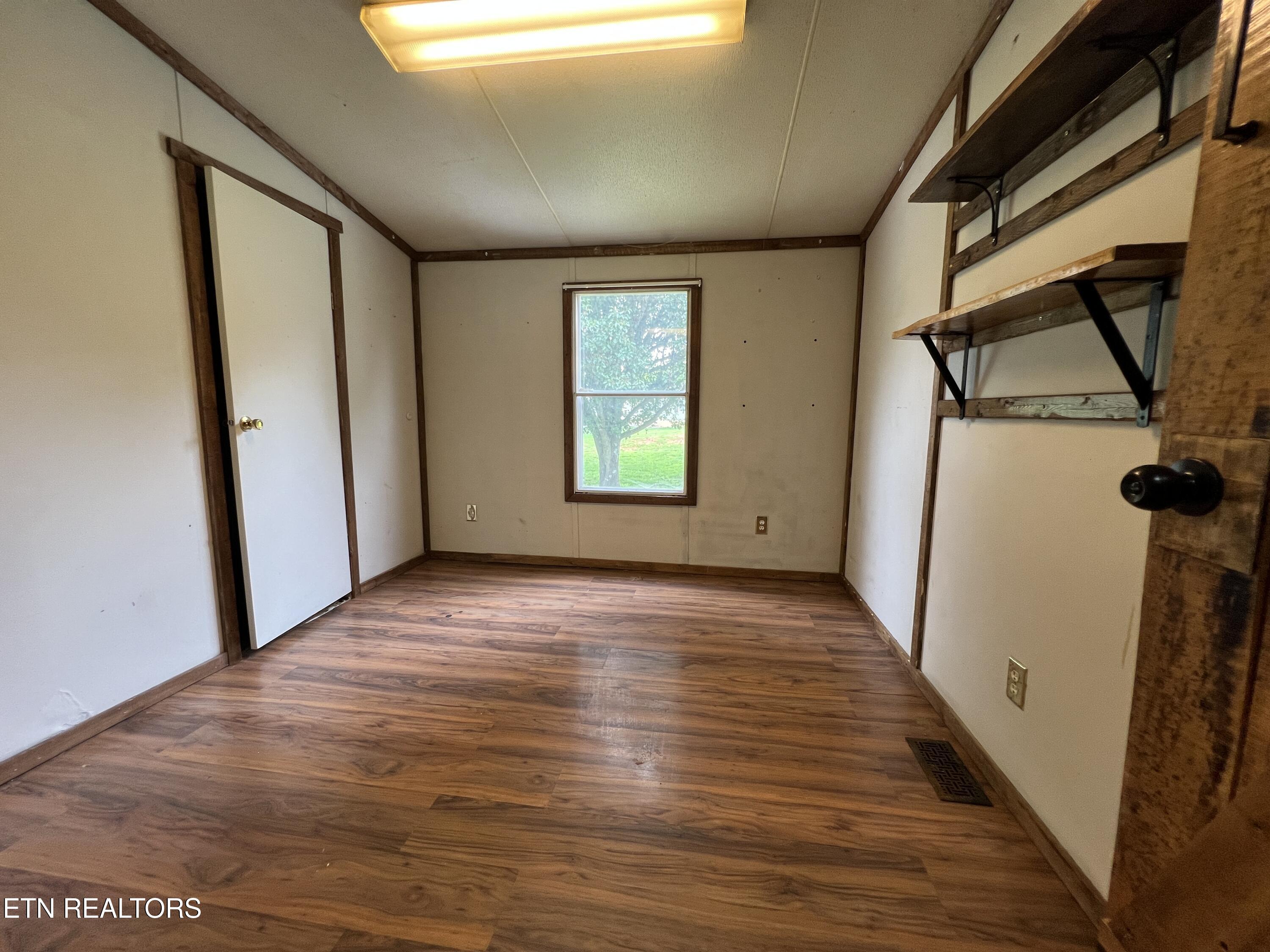 185 Toomey Lane Madisonville TN 37354