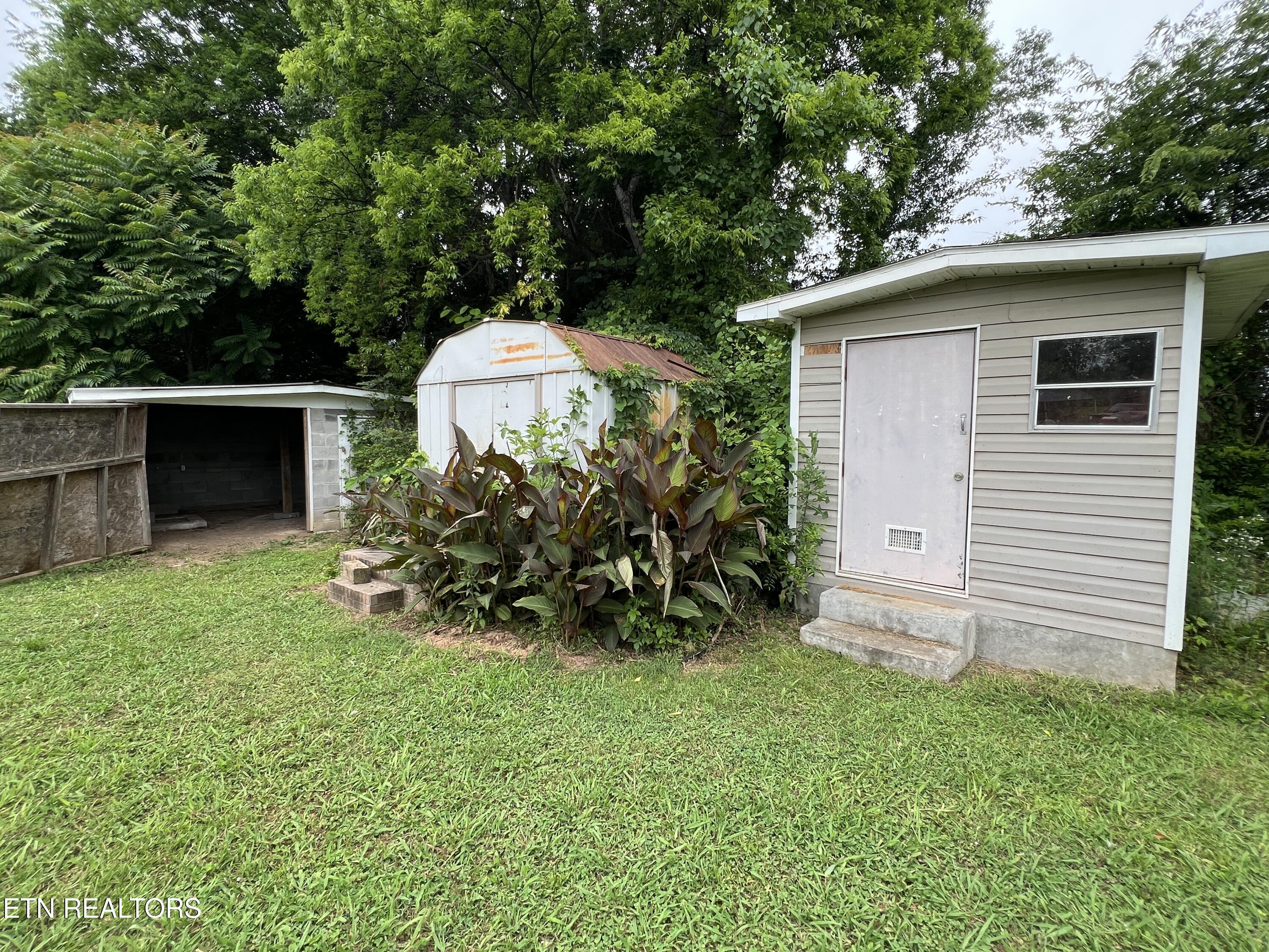 185 Toomey Lane Madisonville TN 37354