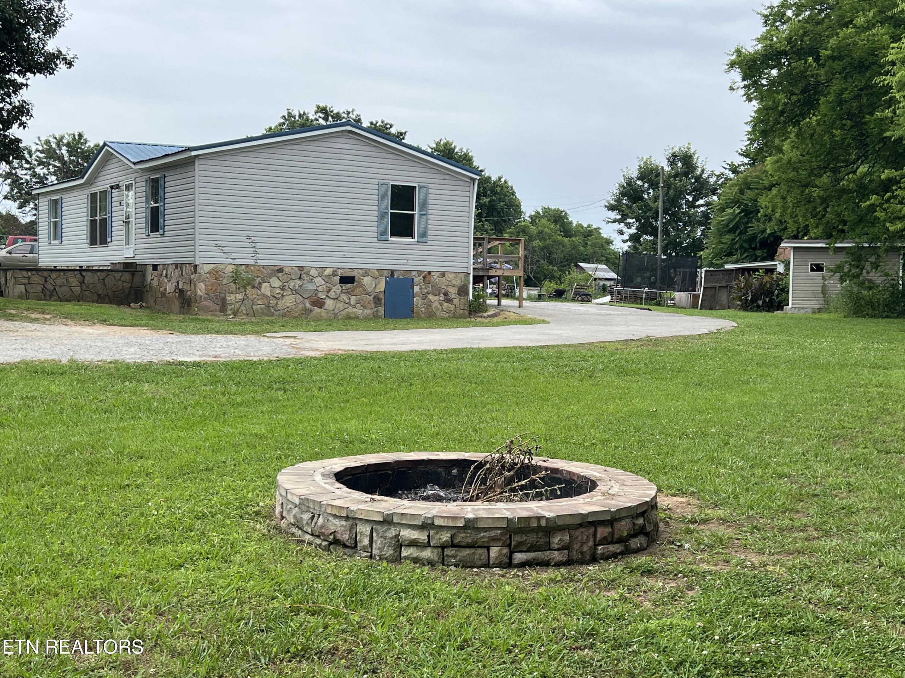185 Toomey Lane Madisonville TN 37354
