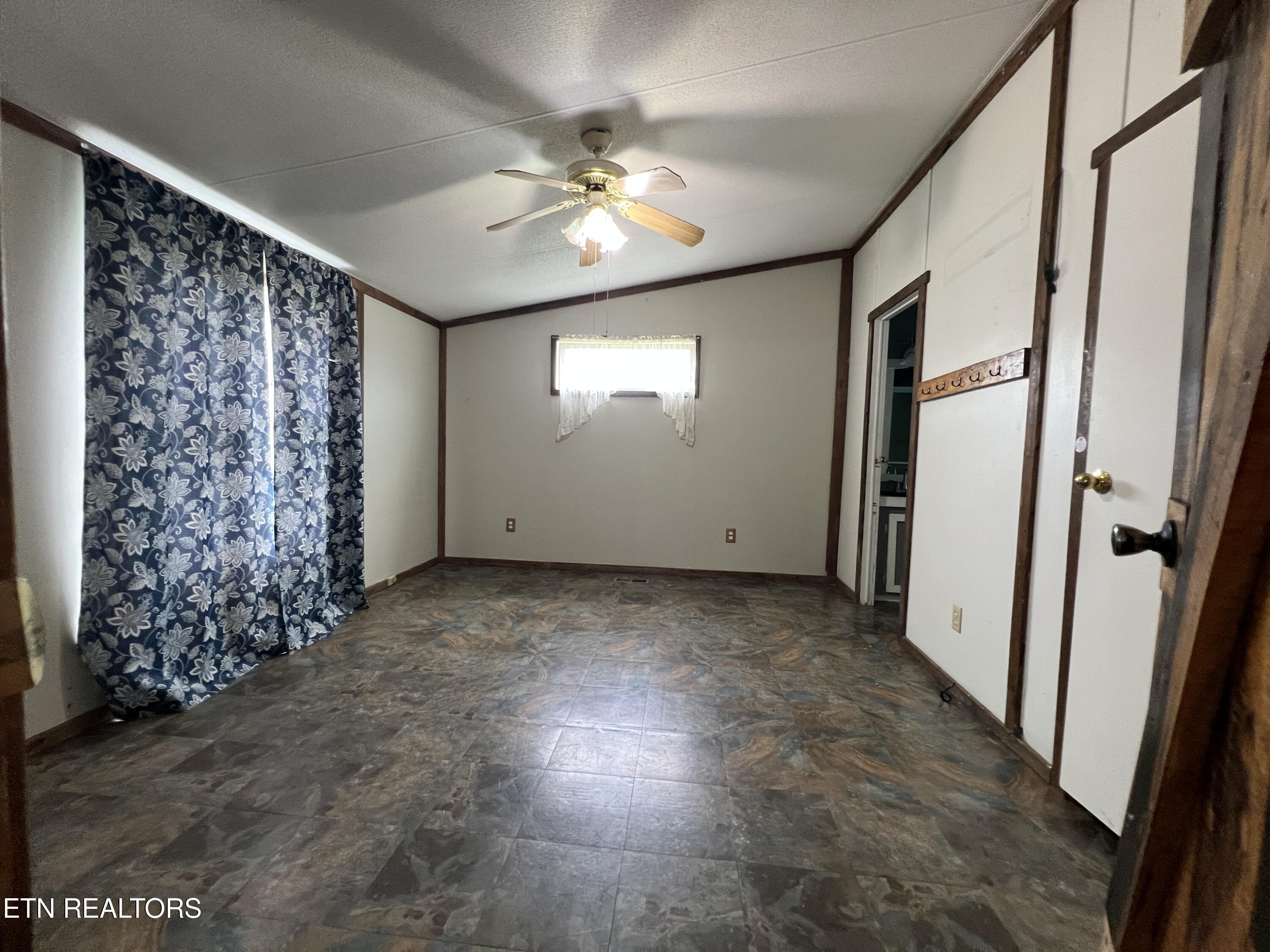 185 Toomey Lane Madisonville TN 37354