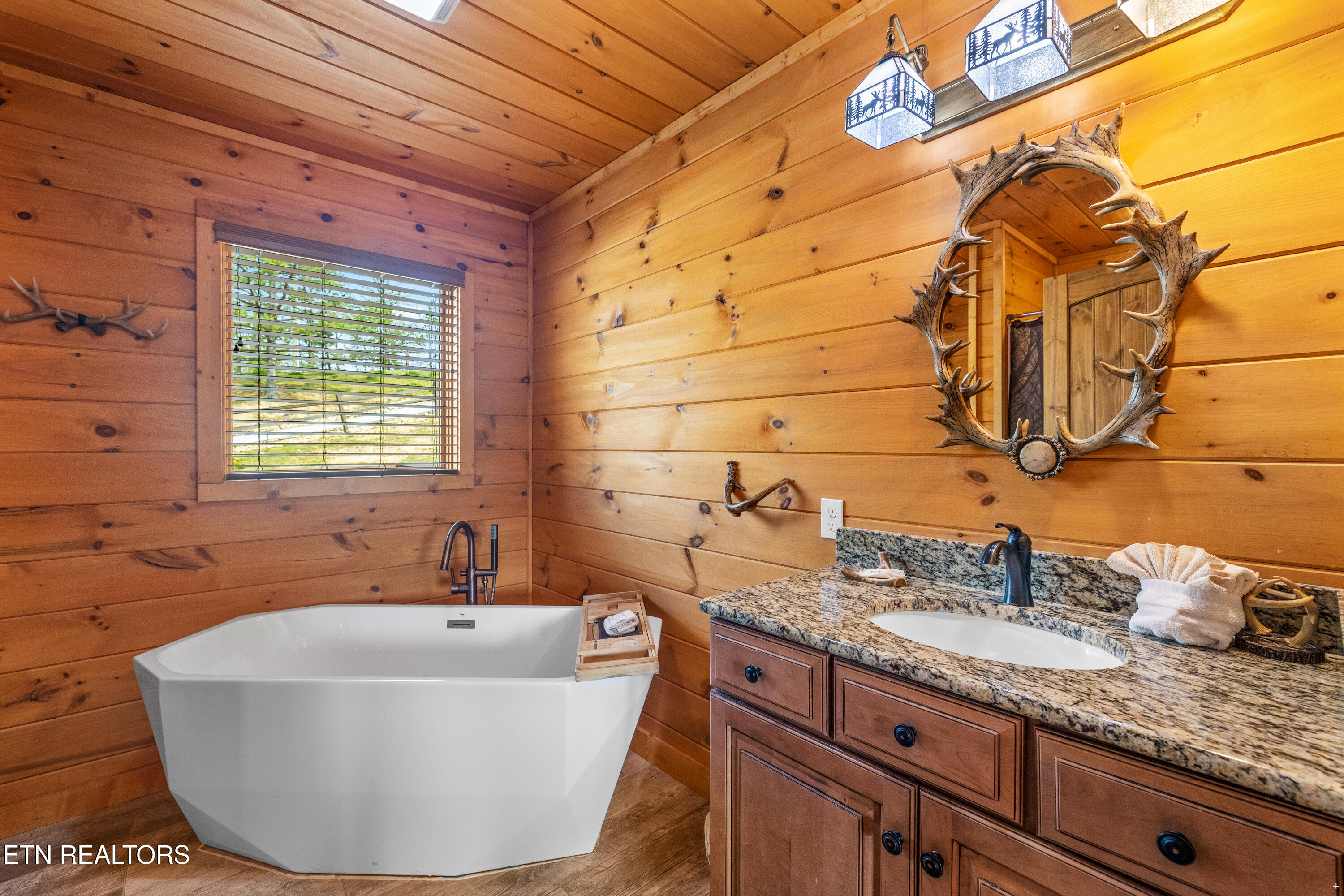 1845 Pinestand Ridge Way Sevierville TN 37862