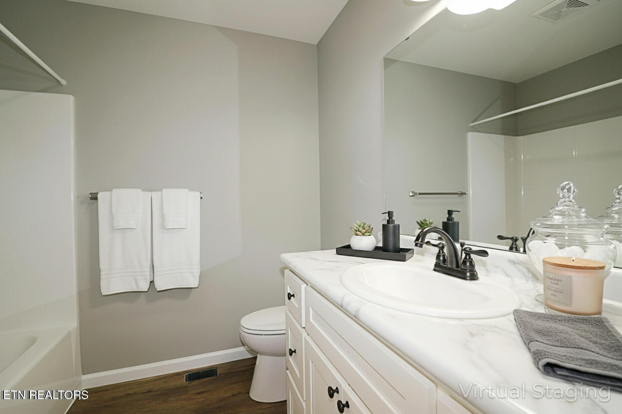 1045 Toomey Falls Road Oneida TN 37841
