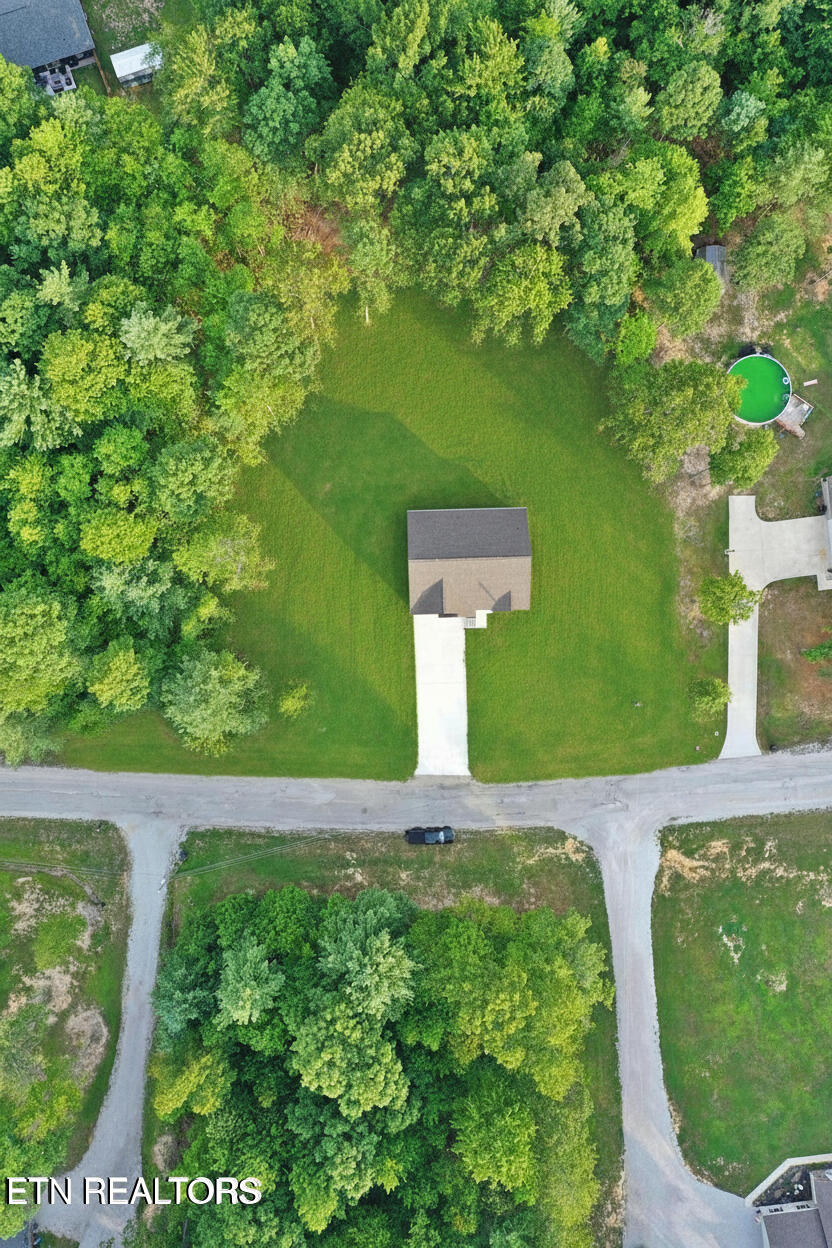 1045 Toomey Falls Road Oneida TN 37841