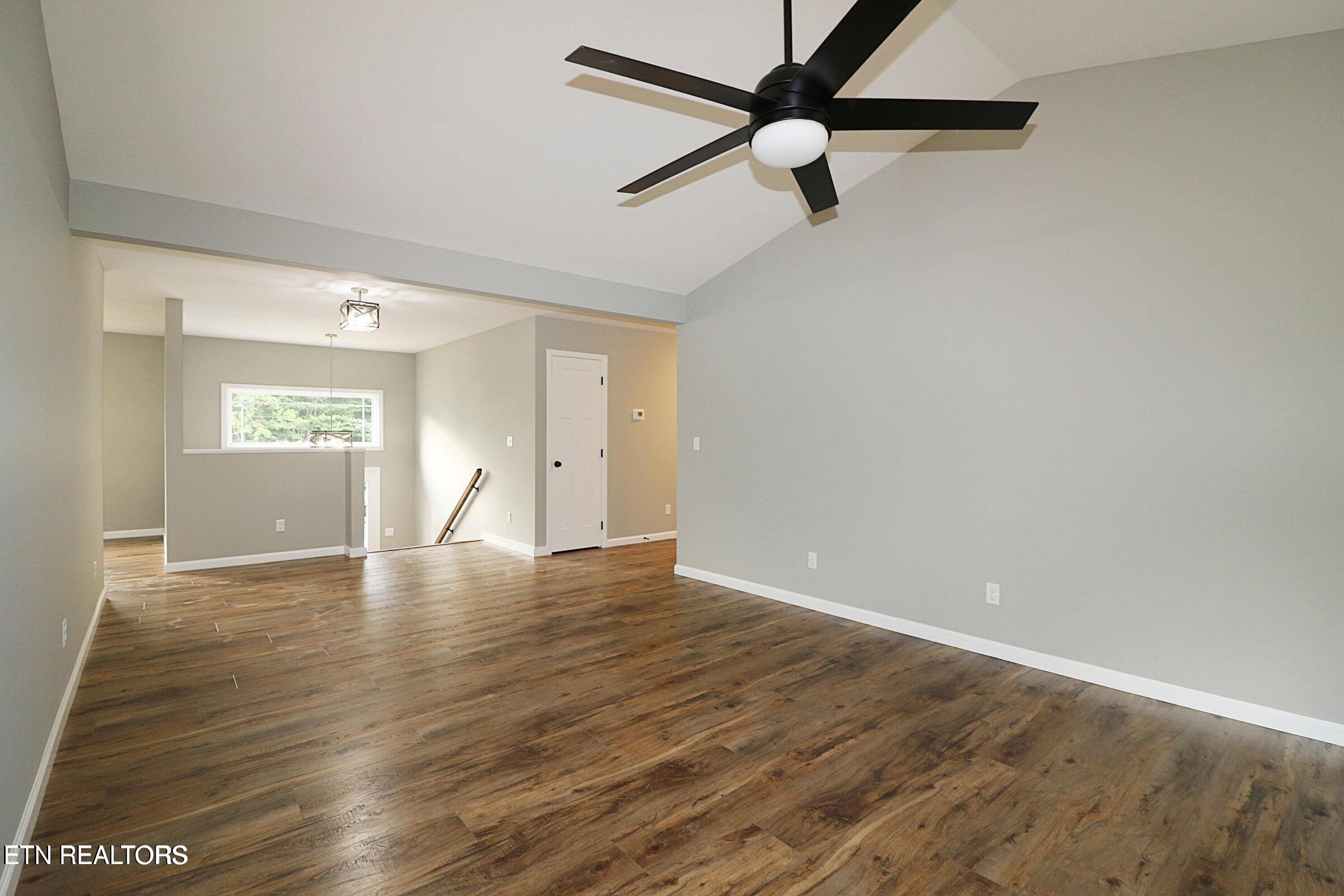 1045 Toomey Falls Road Oneida TN 37841