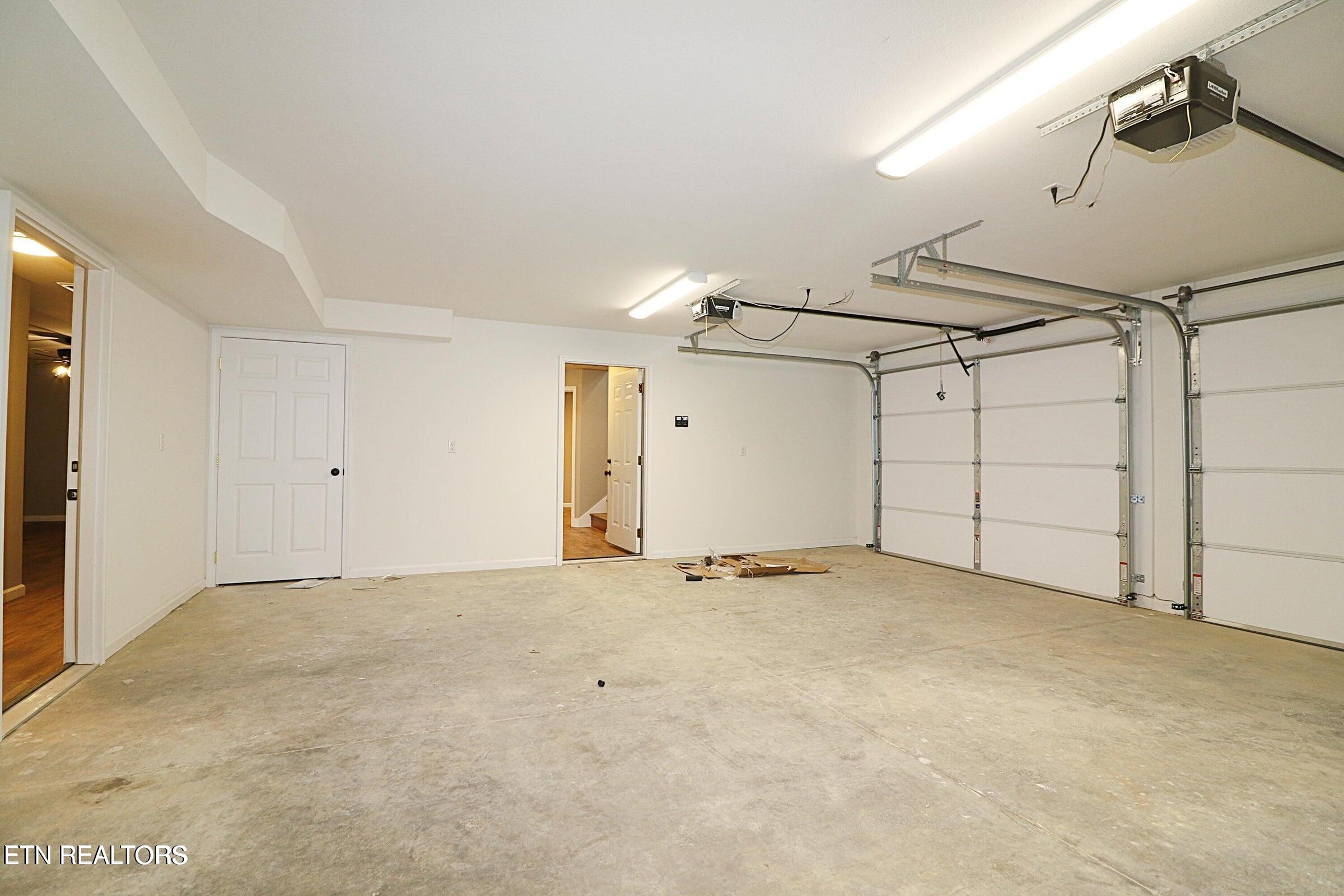 1045 Toomey Falls Road Oneida TN 37841